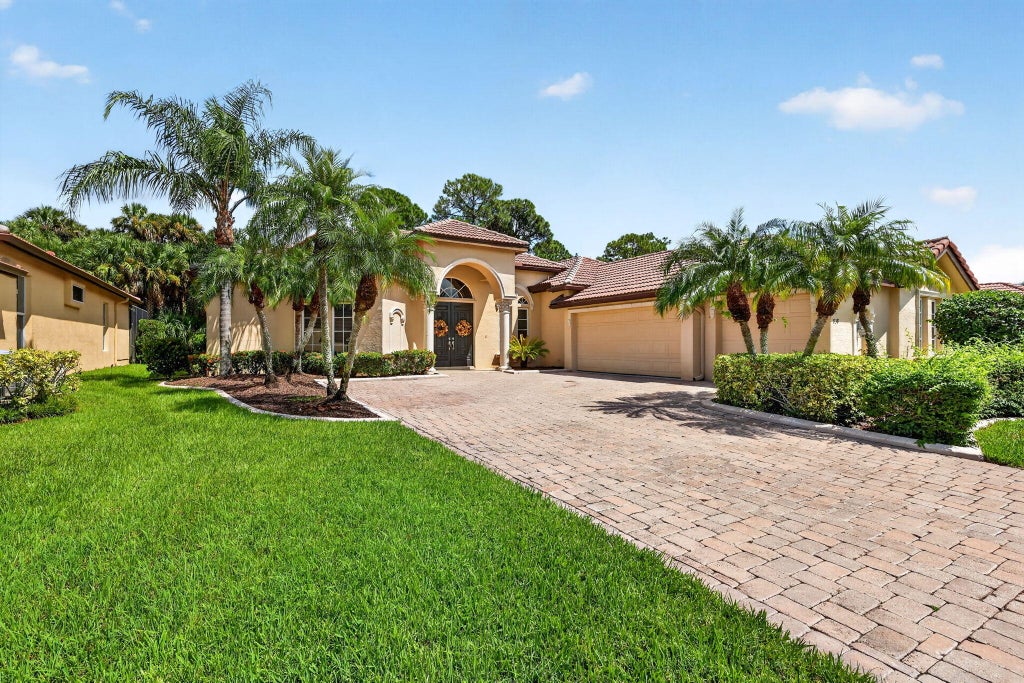 Photo of 838 SW GRAND RESERVES Boulevard, Port Saint Lucie, FL 34986 (MLS # B26074977)