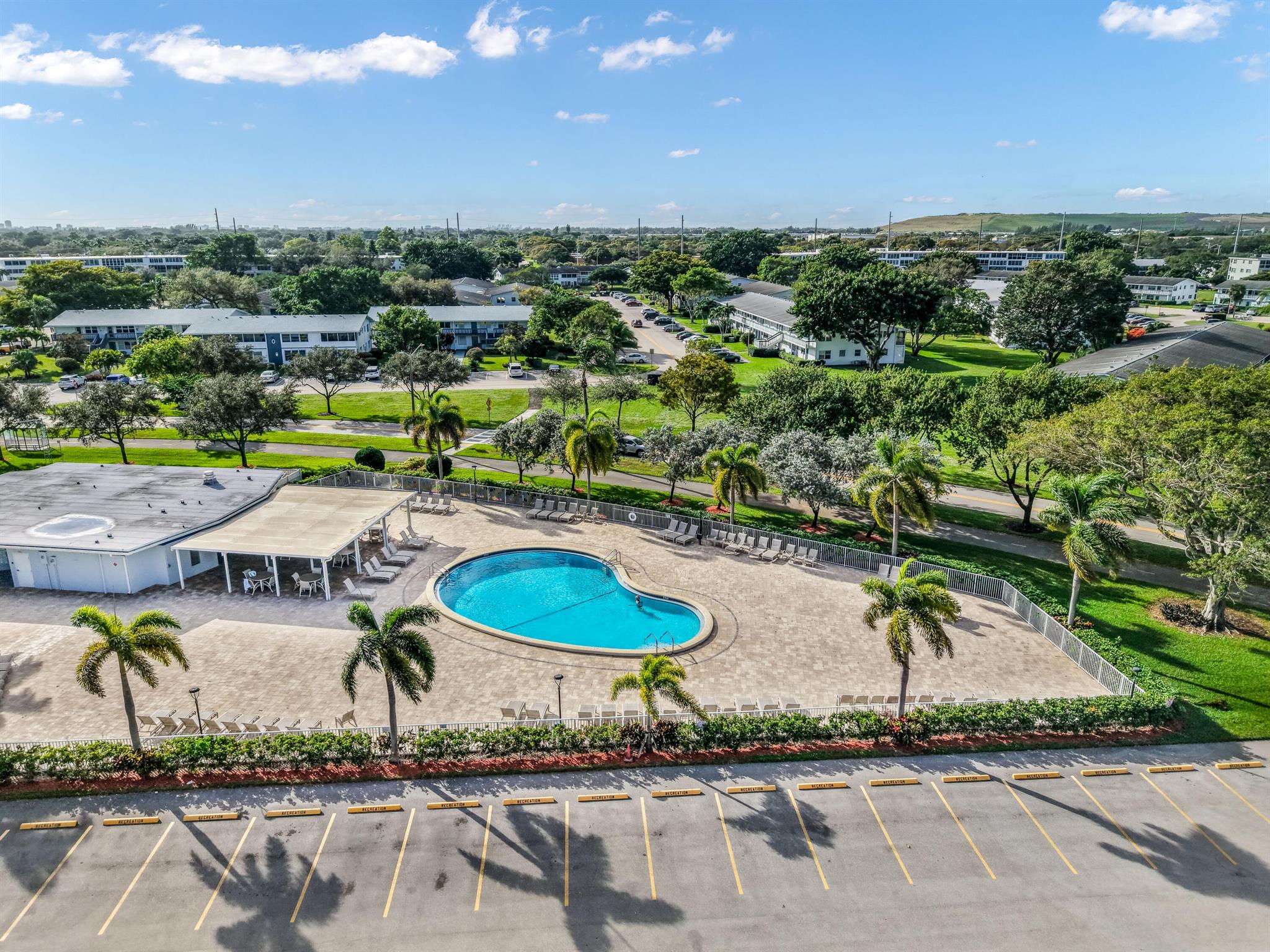 MARKHAM D CONDO - Residential