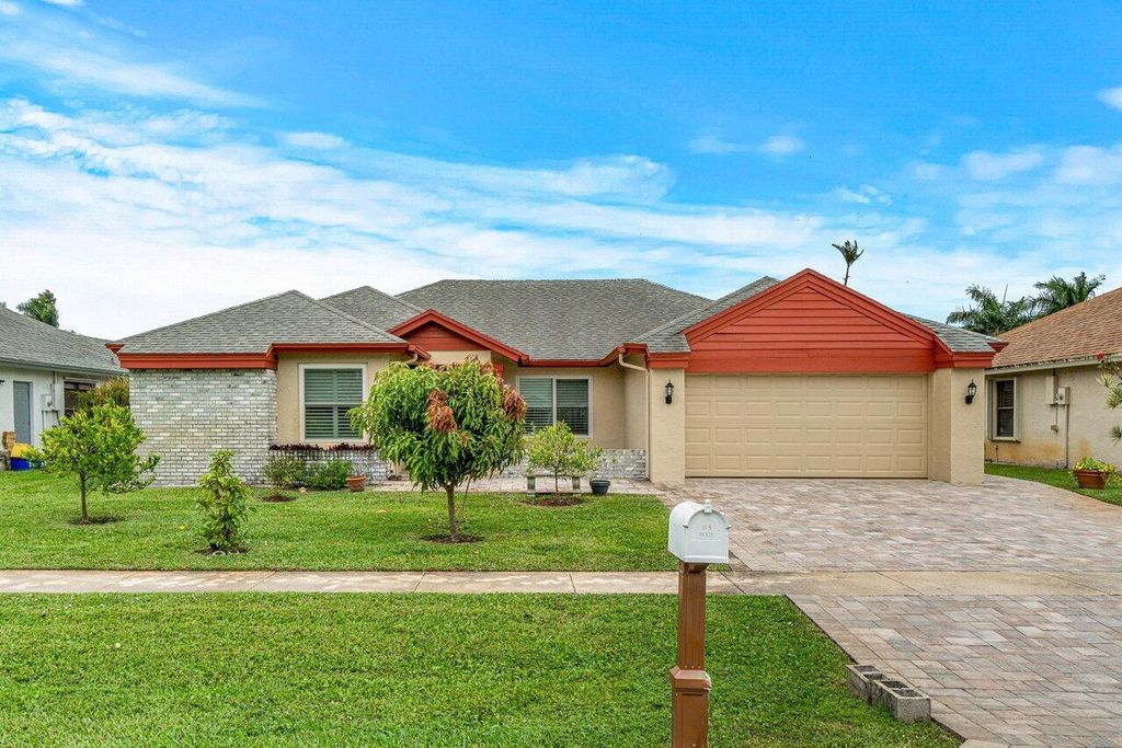 Photo of 18255 181st Circle S, Boca Raton, FL 33498 (MLS # R11060690)