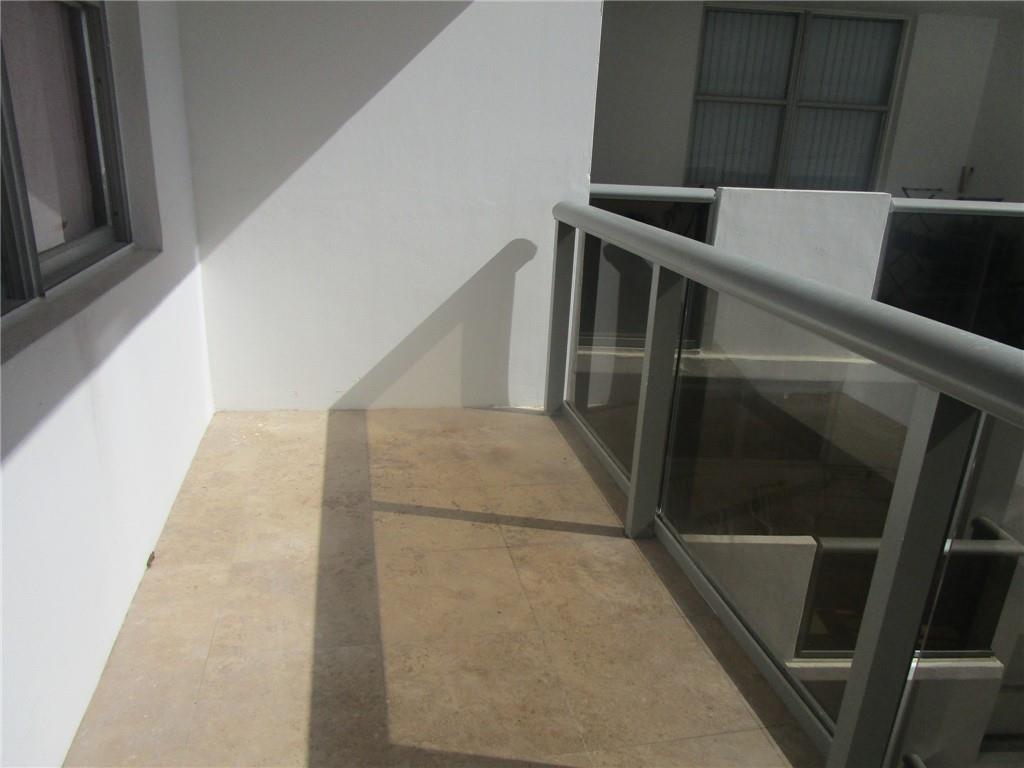 MAISON GRANDE CONDO - Residential