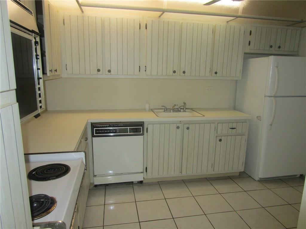 MAISON GRANDE CONDO - Residential