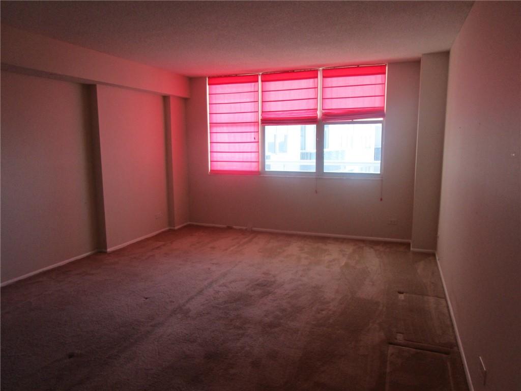 MAISON GRANDE CONDO - Residential