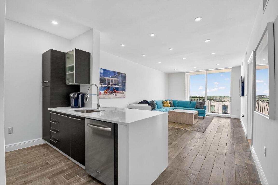 550 Okeechobee Boulevard 1221