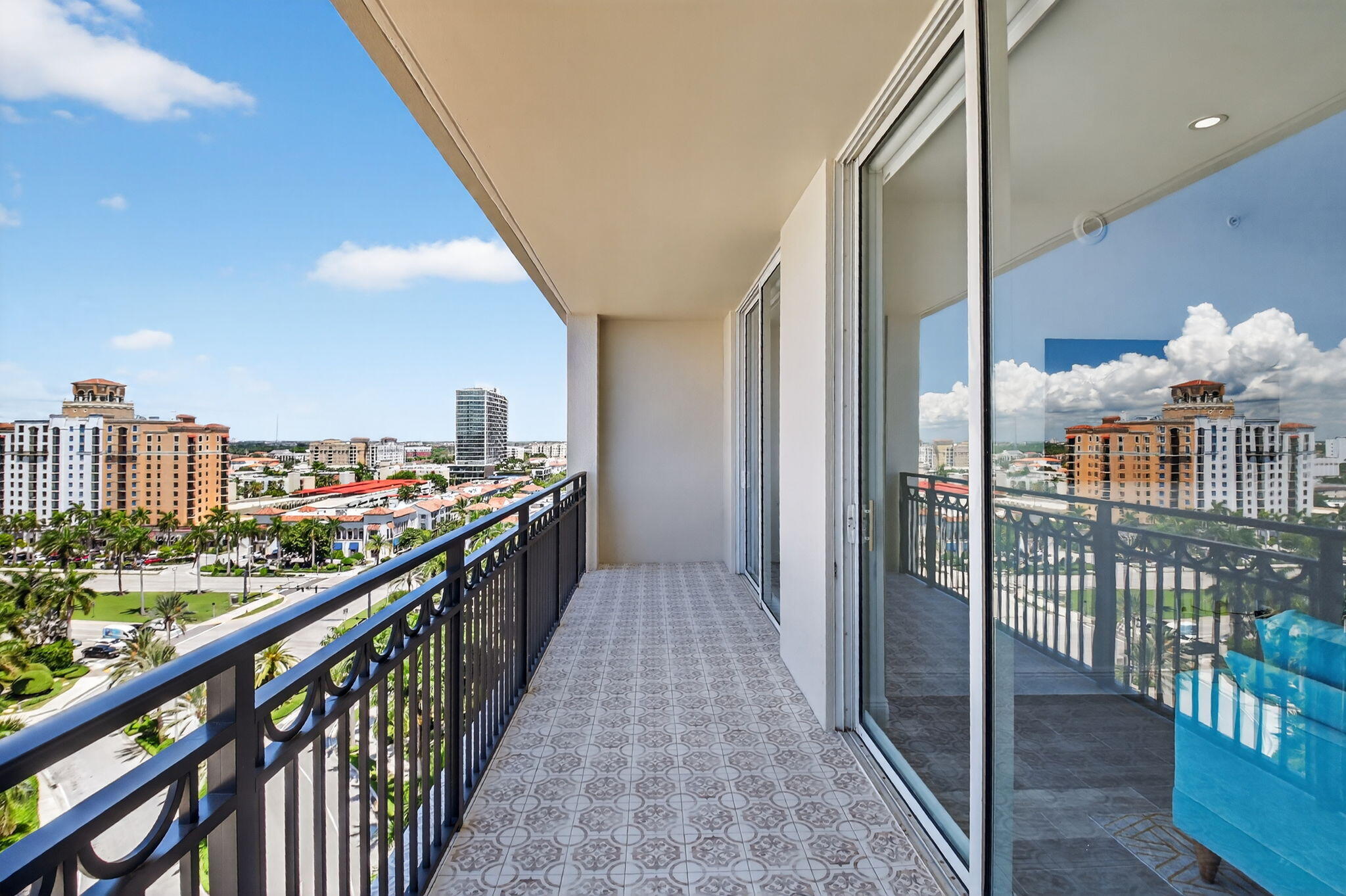 CITYPLACE SOUTH TOWER CONDO - Residential
