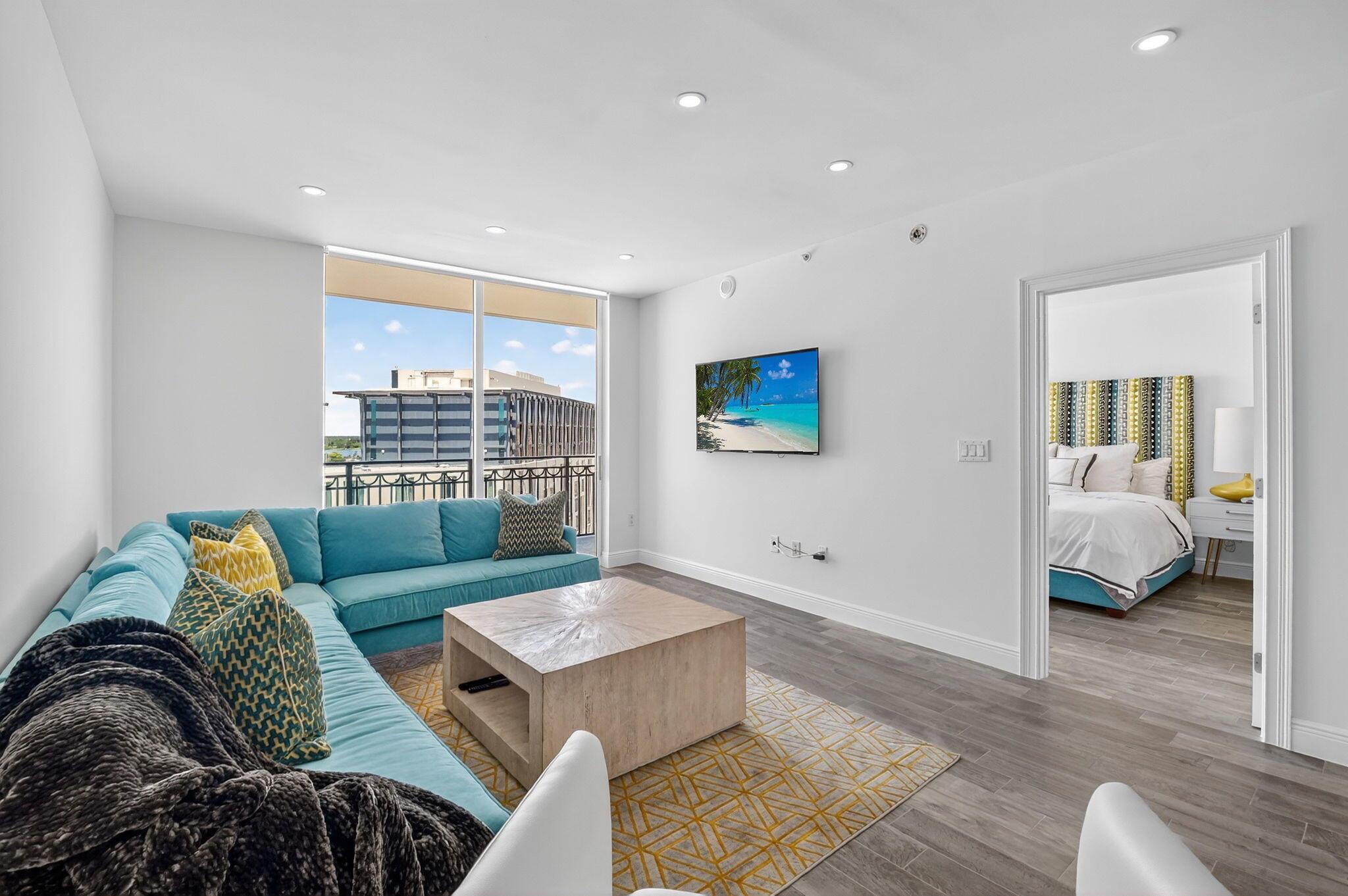 CITYPLACE SOUTH TOWER CON - Residential