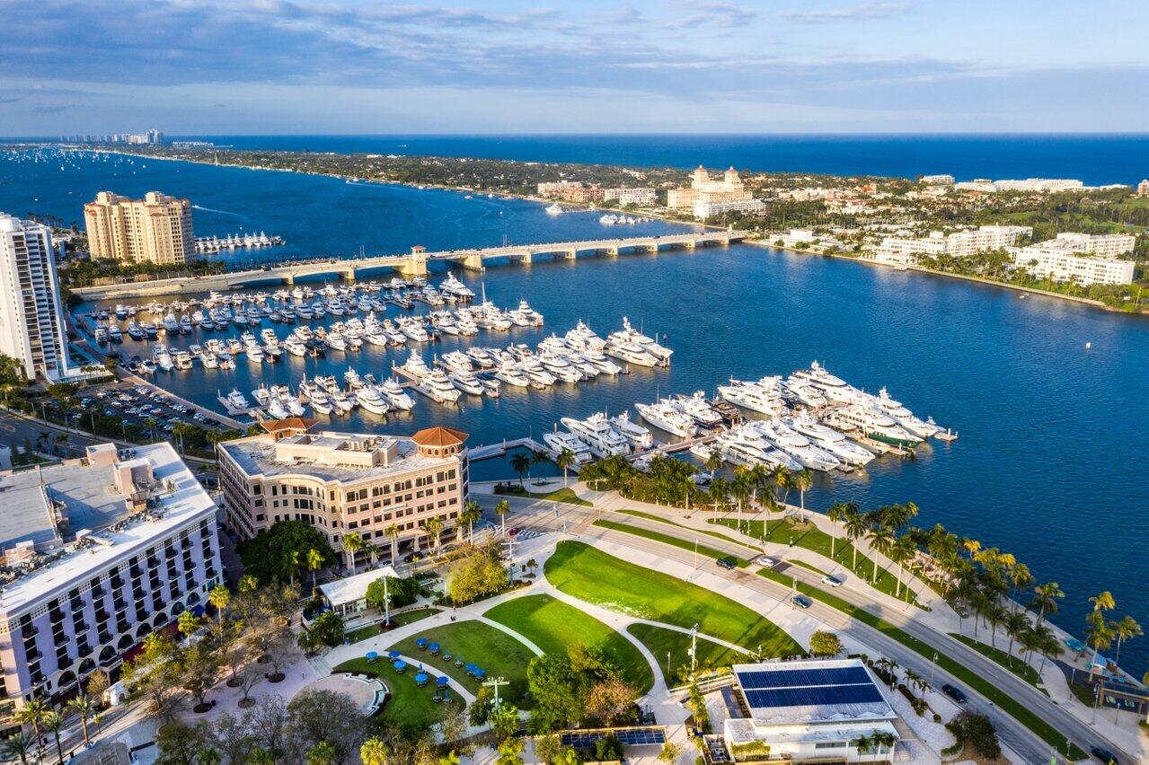 CITYPLACE SOUTH TOWER CONDO - Residential