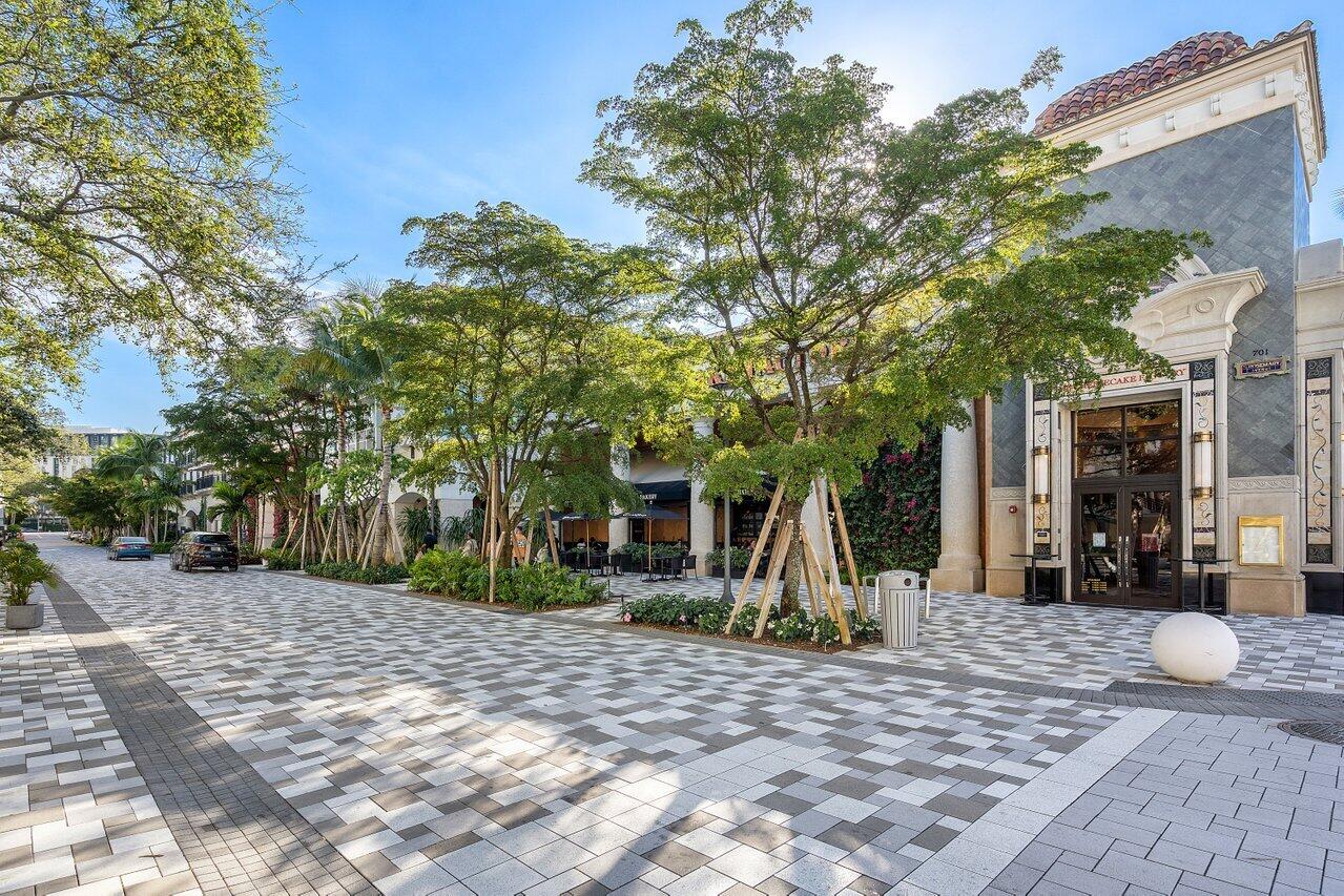 CITYPLACE SOUTH TOWER CONDO - Residential