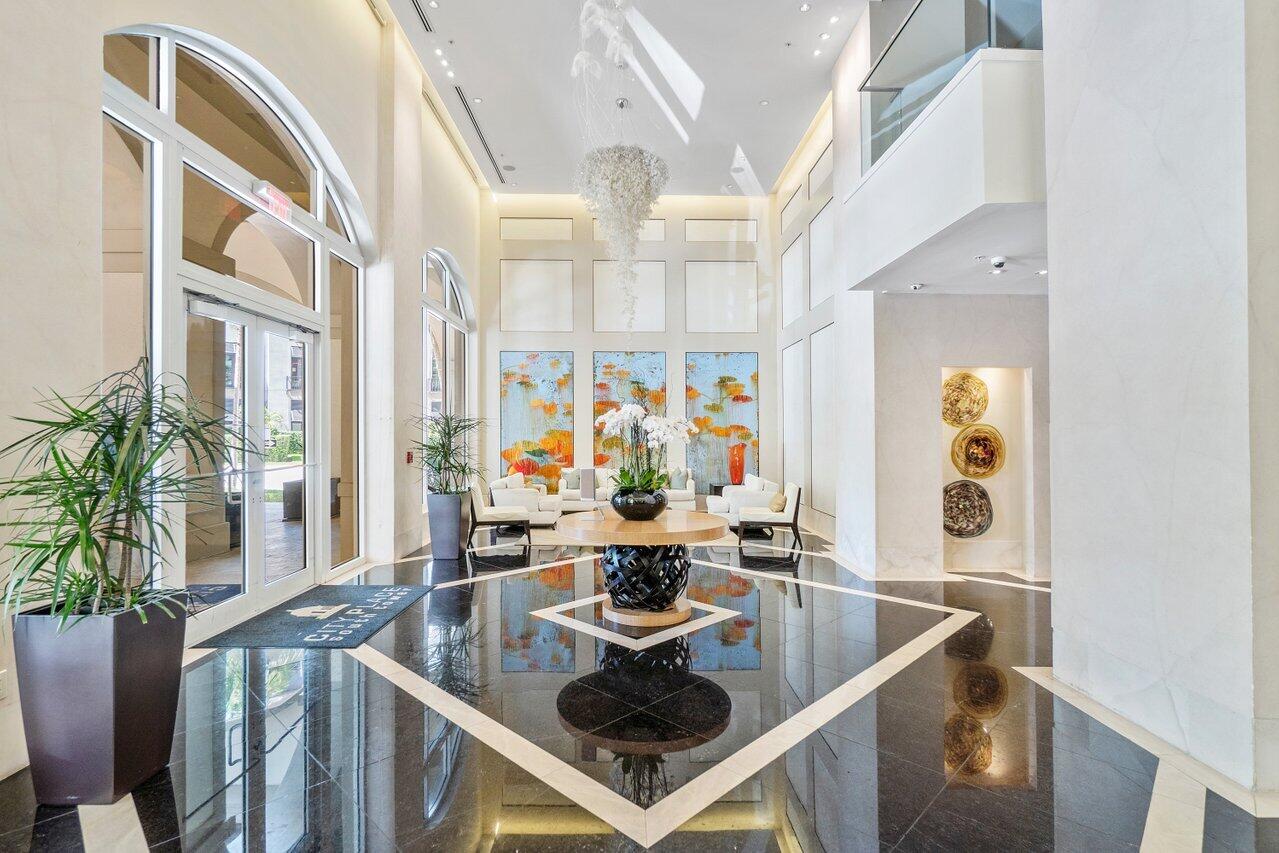 CITYPLACE SOUTH TOWER CONDO - Residential