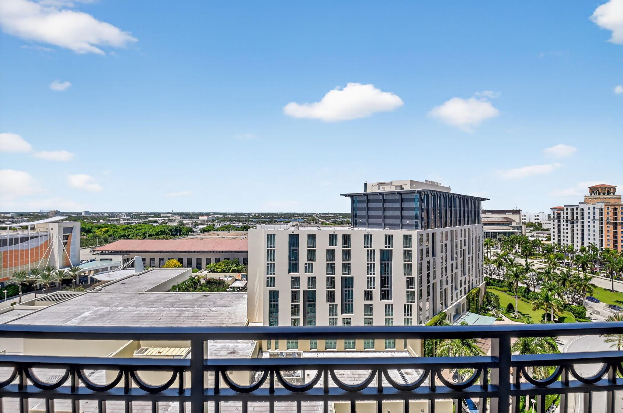 CITYPLACE SOUTH TOWER CON - Residential