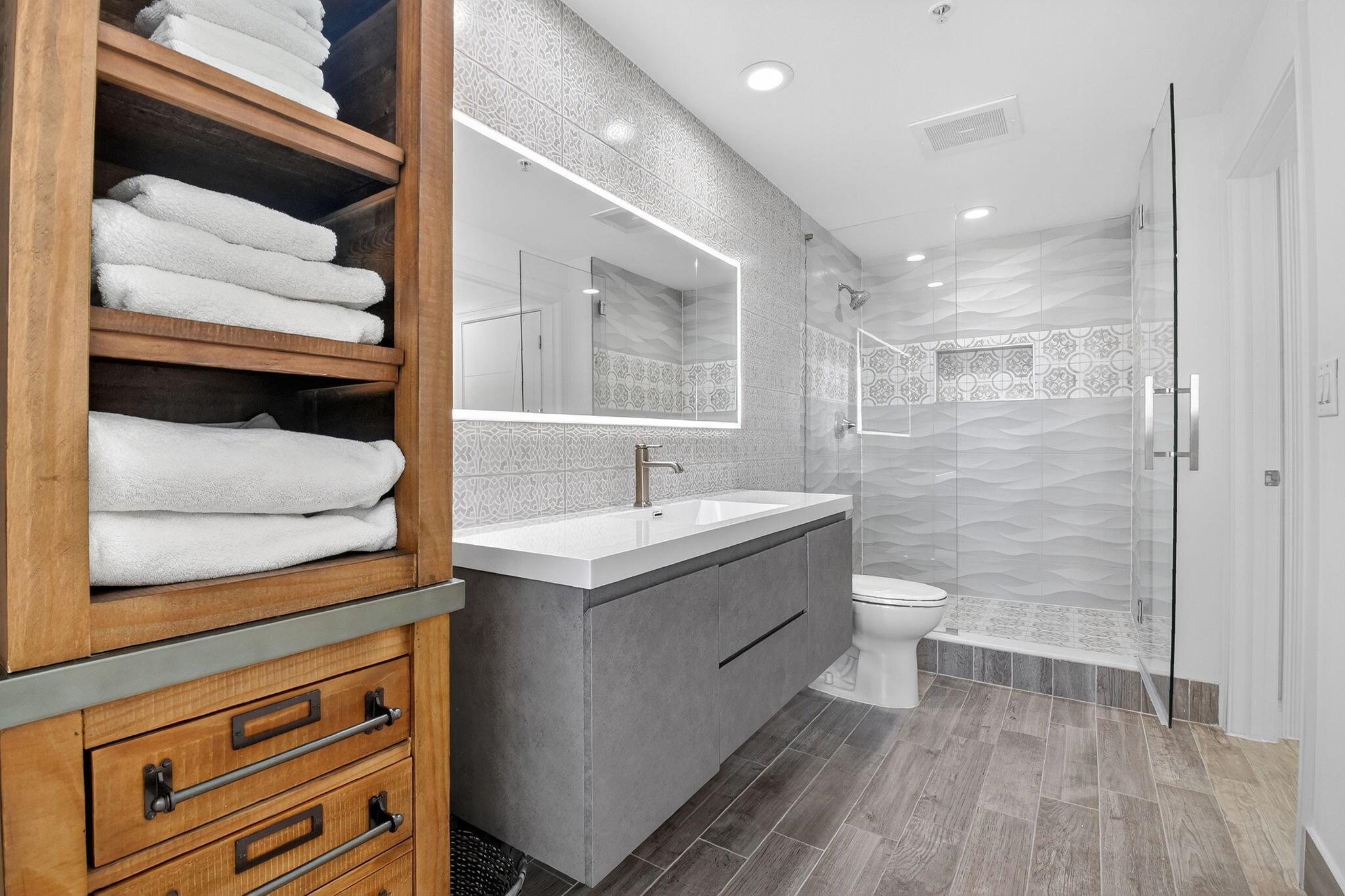 CITYPLACE SOUTH TOWER CON - Residential