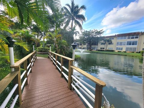 A home in Lauderdale Lakes