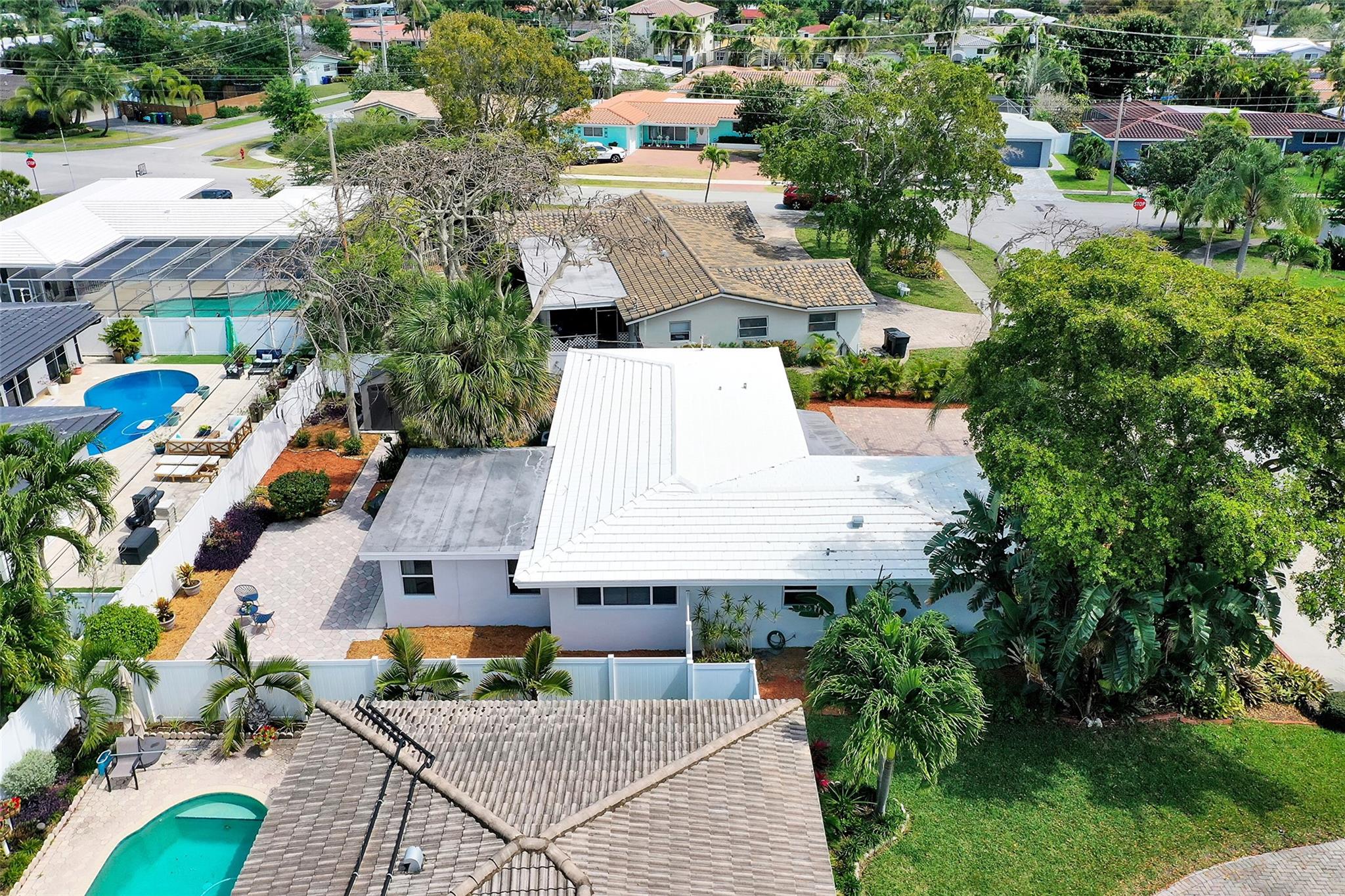 IMPERIAL POINT 3RD SEC - Residential