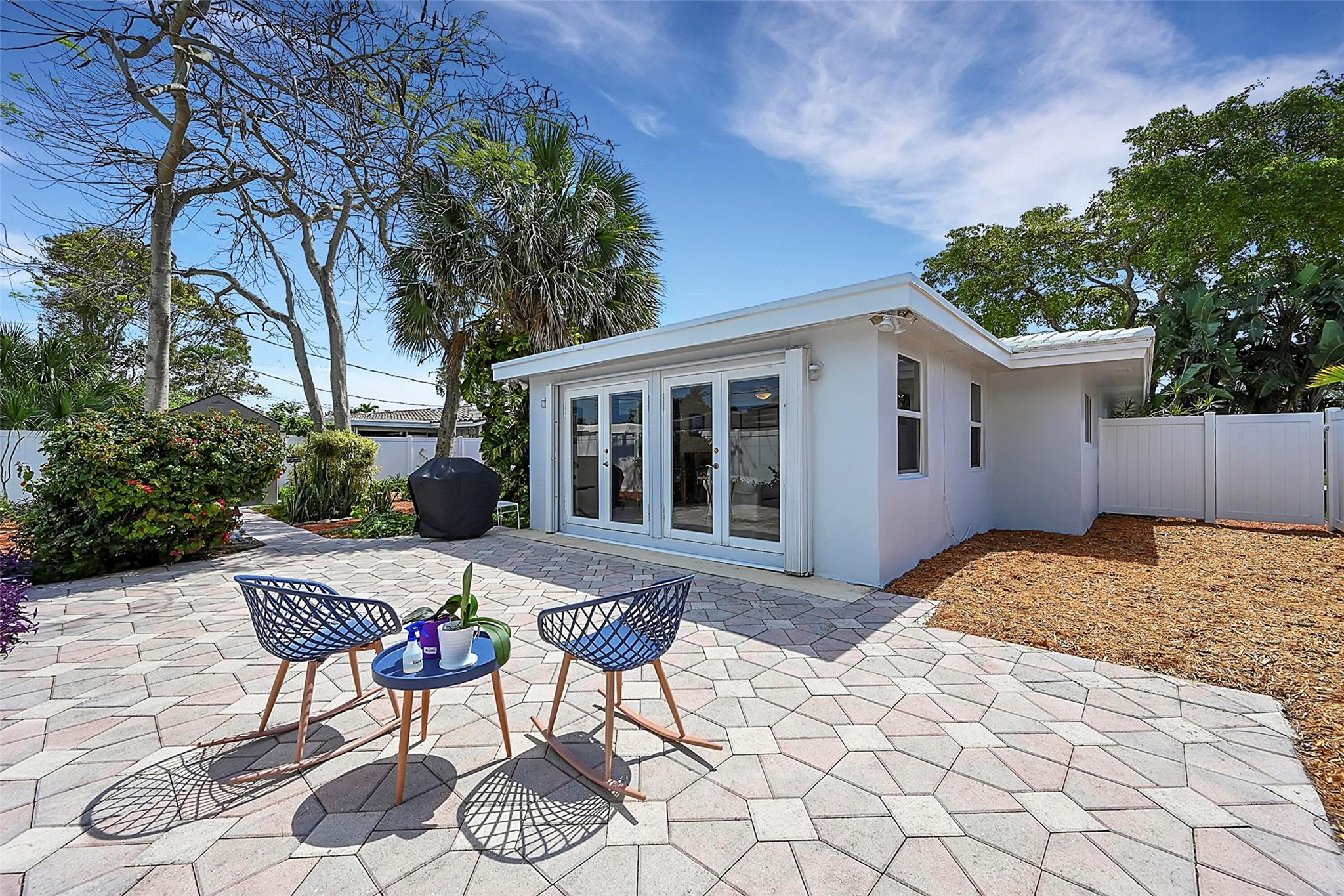 IMPERIAL POINT 3RD SEC - Residential