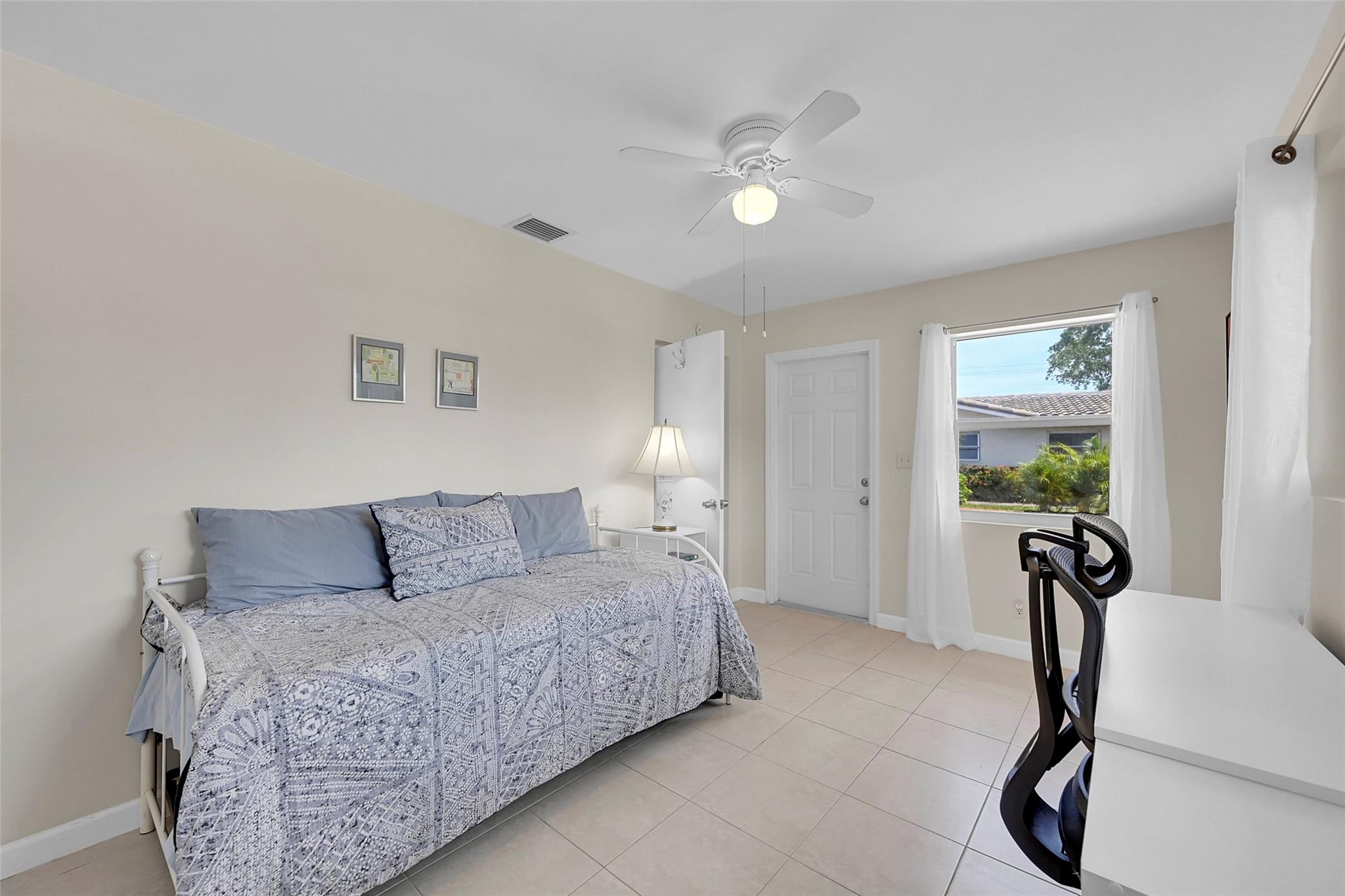 IMPERIAL POINT 3RD SEC - Residential