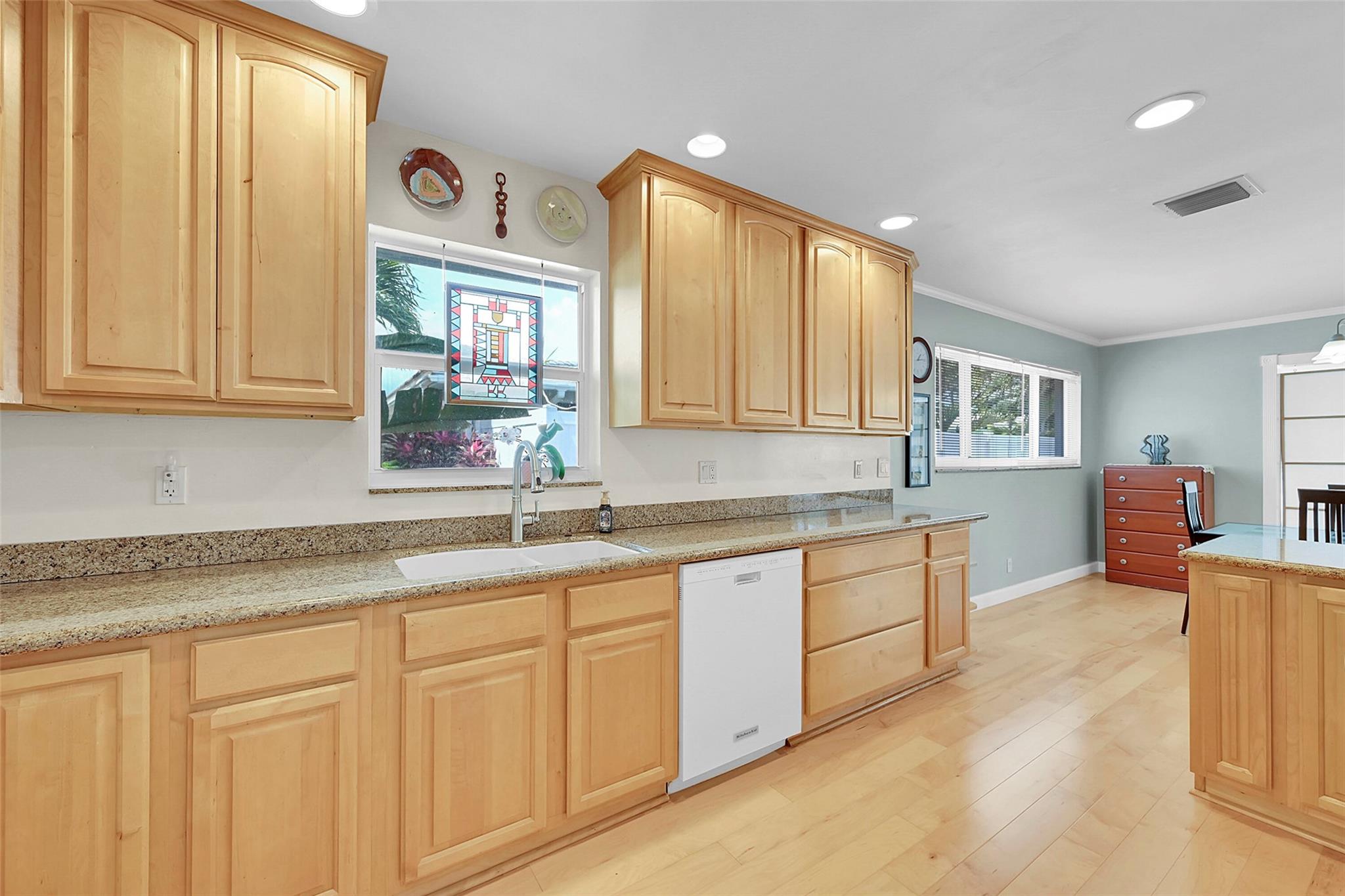 IMPERIAL POINT 3RD SEC - Residential