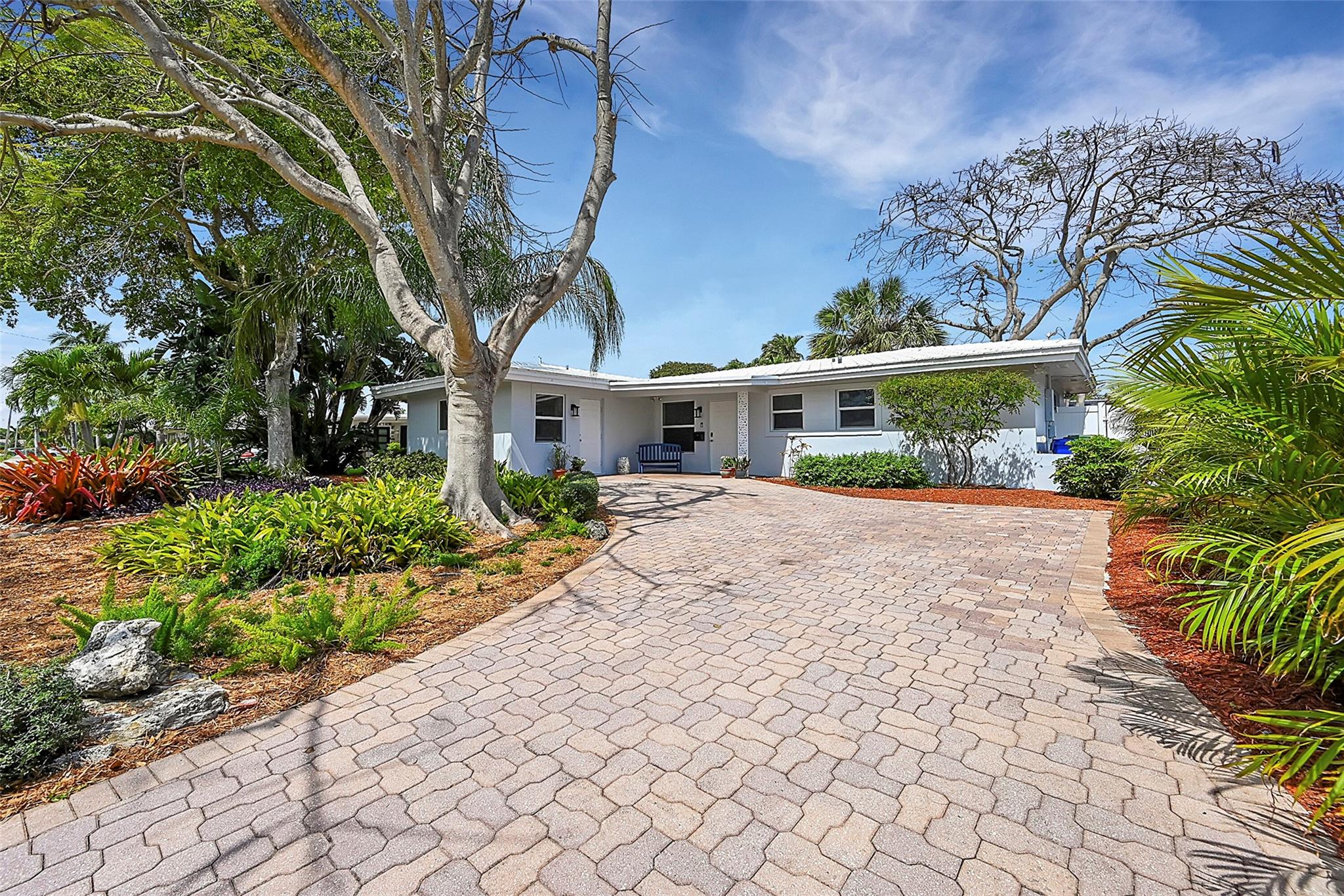 IMPERIAL POINT 3RD SEC - Residential