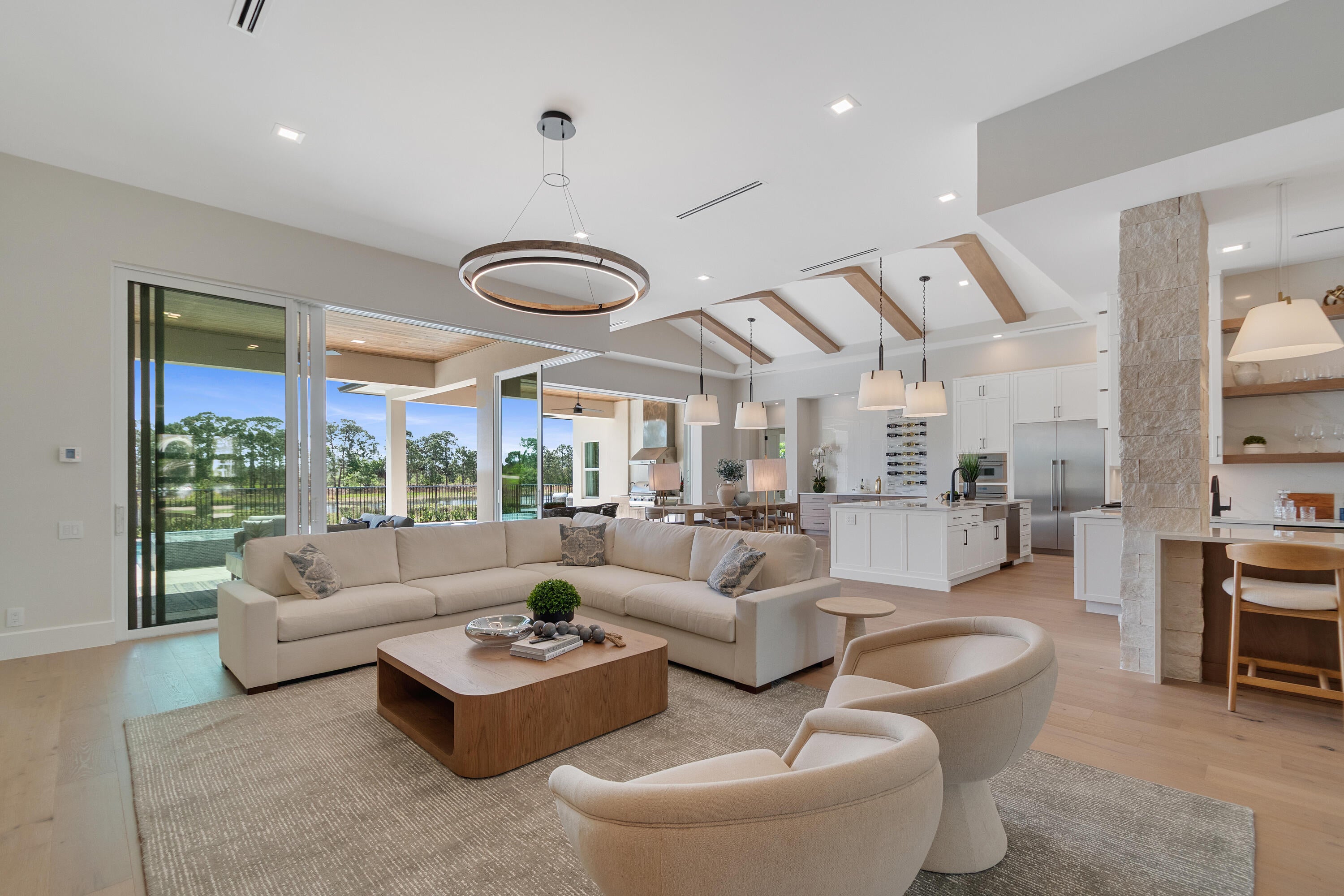104 SE RIO CASARANO, Port St Lucie, FL, 34984/$3,900,000 4 104 SE RIO CASARANO