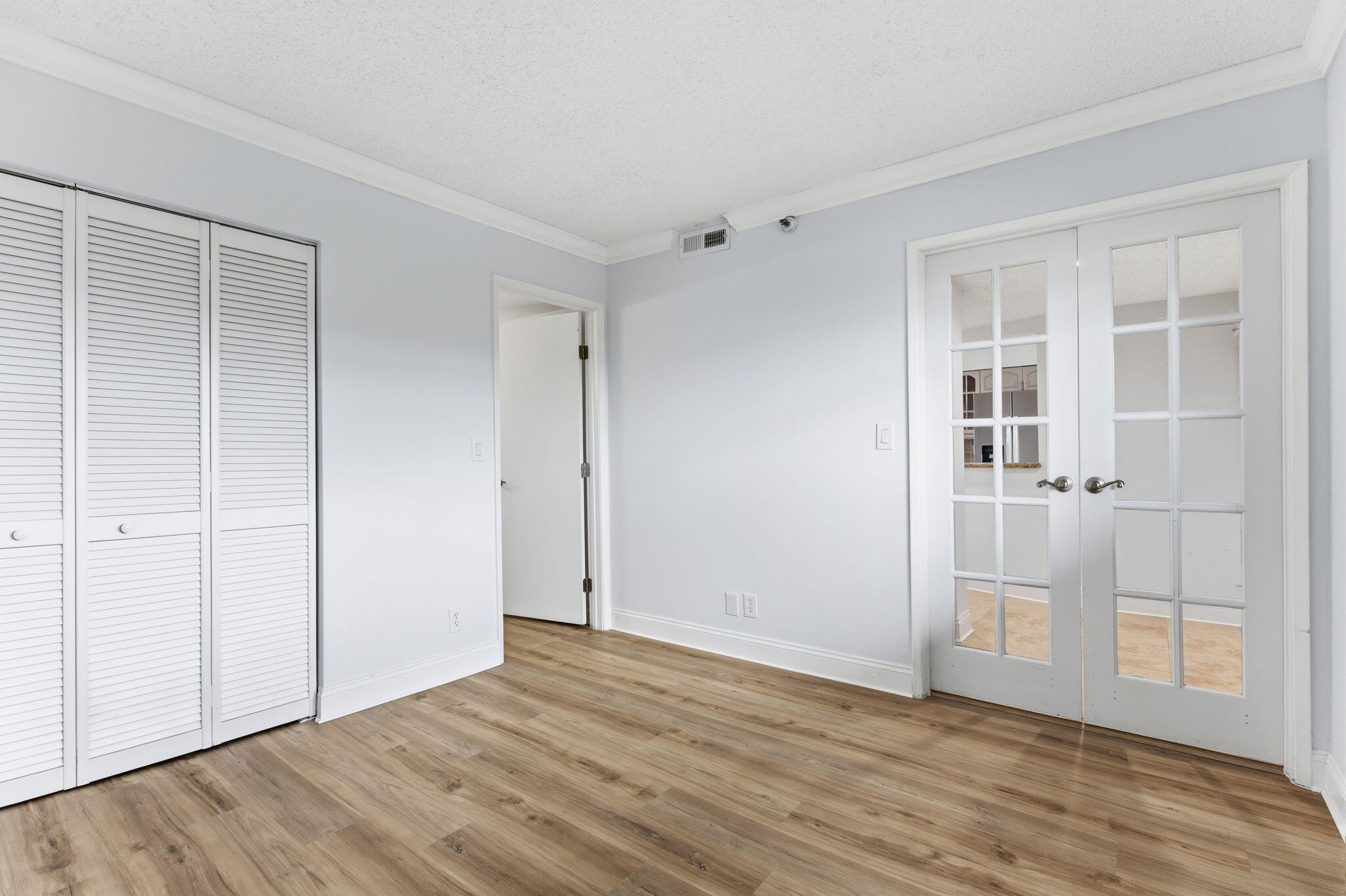 CYPRESS BEND CONDOMINIUM II - Residential