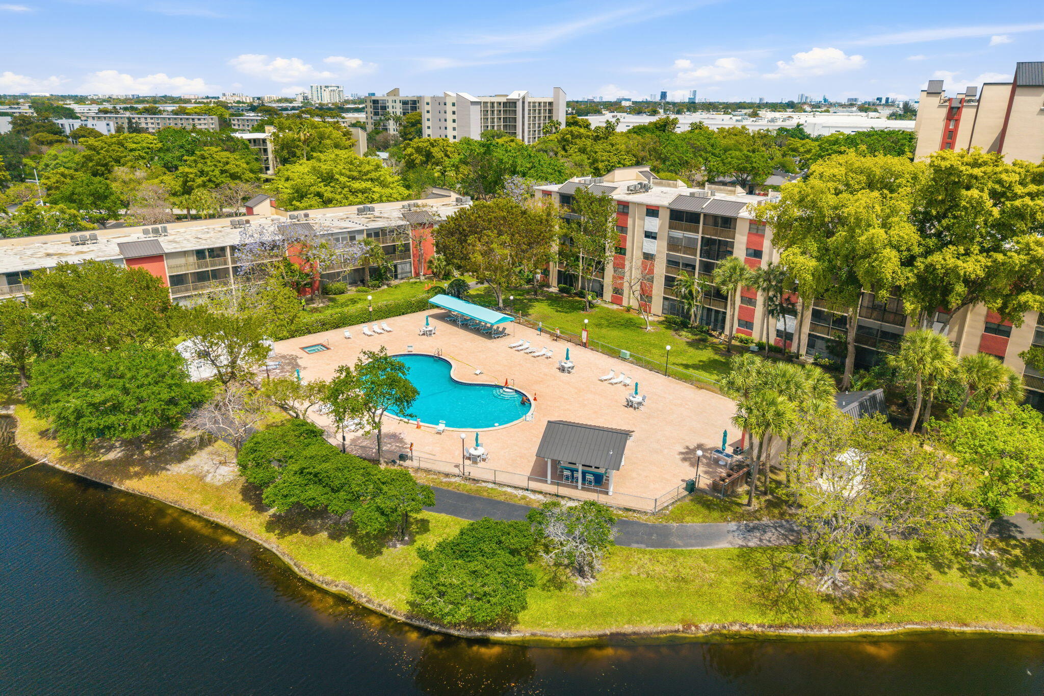 CYPRESS BEND CONDOMINIUM II - Residential