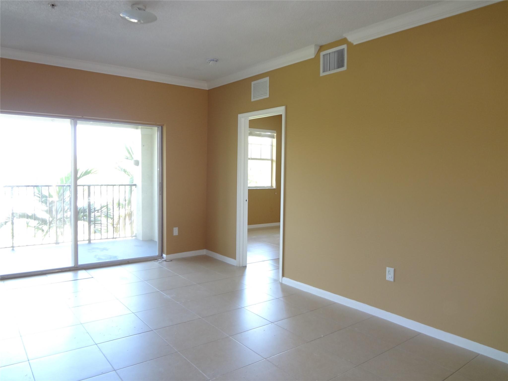 El-Ad Poinciana Condo - Residential Lease