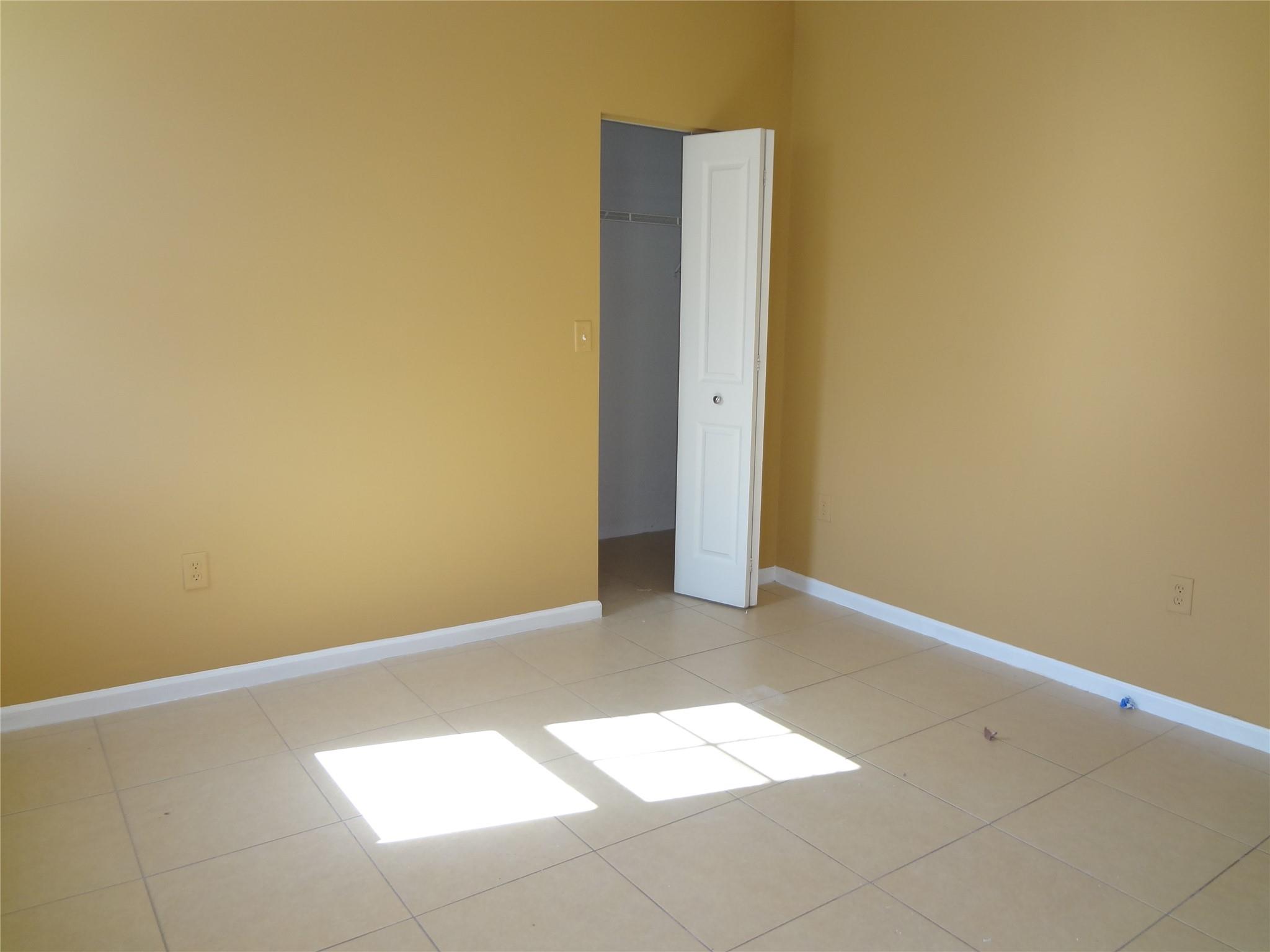 El-Ad Poinciana Condo - Residential Lease