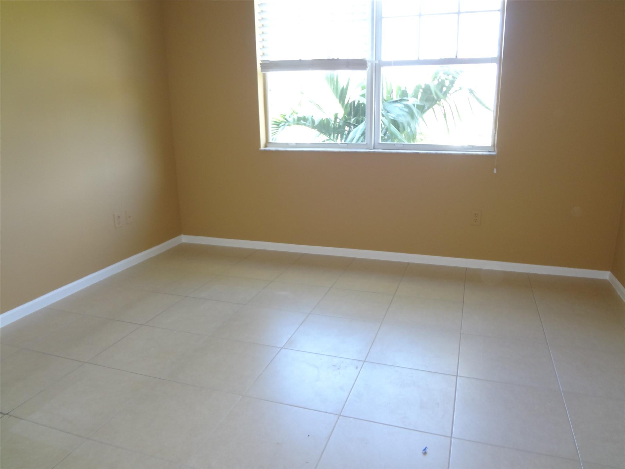 El-Ad Poinciana Condo - Residential Lease