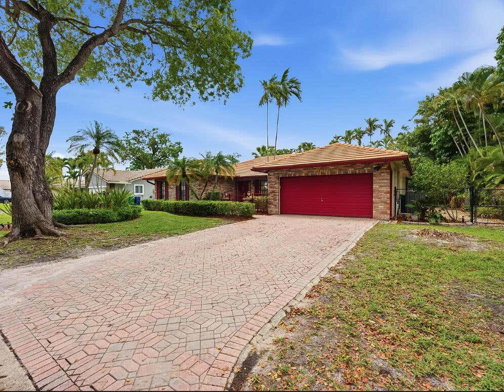 Photo of 10740 NW 19th Street, Coral Springs, FL 33071 (MLS # B26058900)