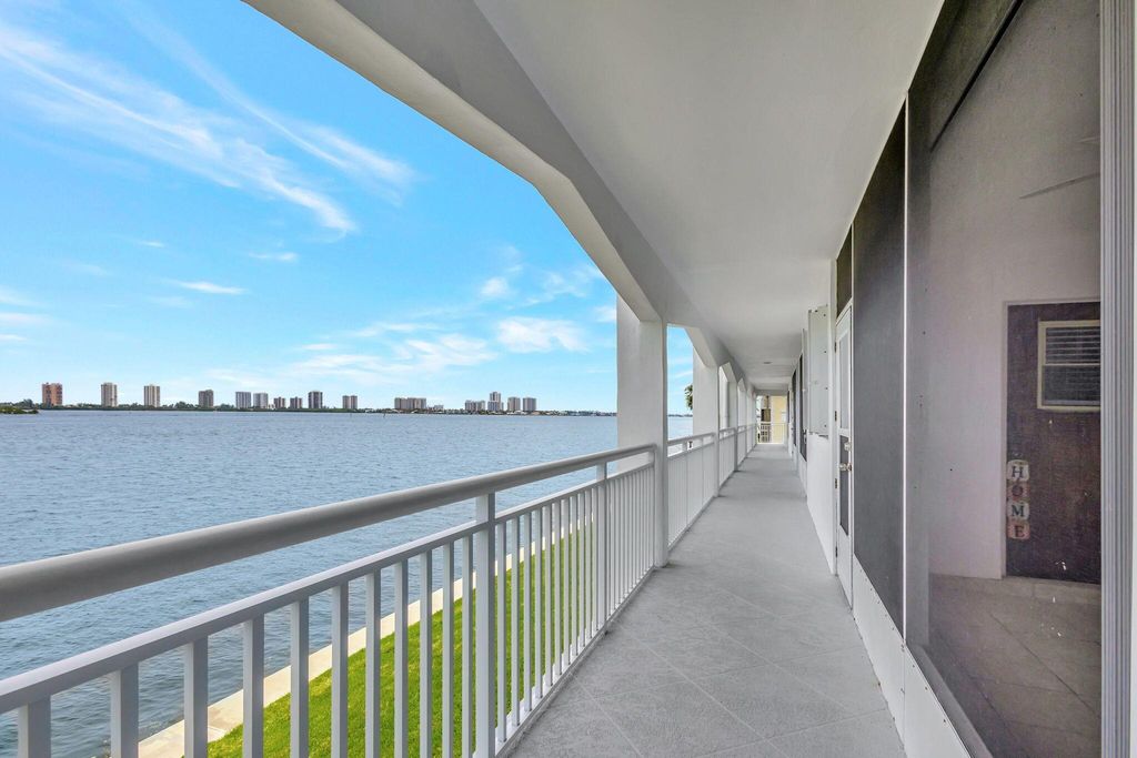 Photo of 100 Shore Court #212, North Palm Beach, FL 33408 (MLS # R11022491)