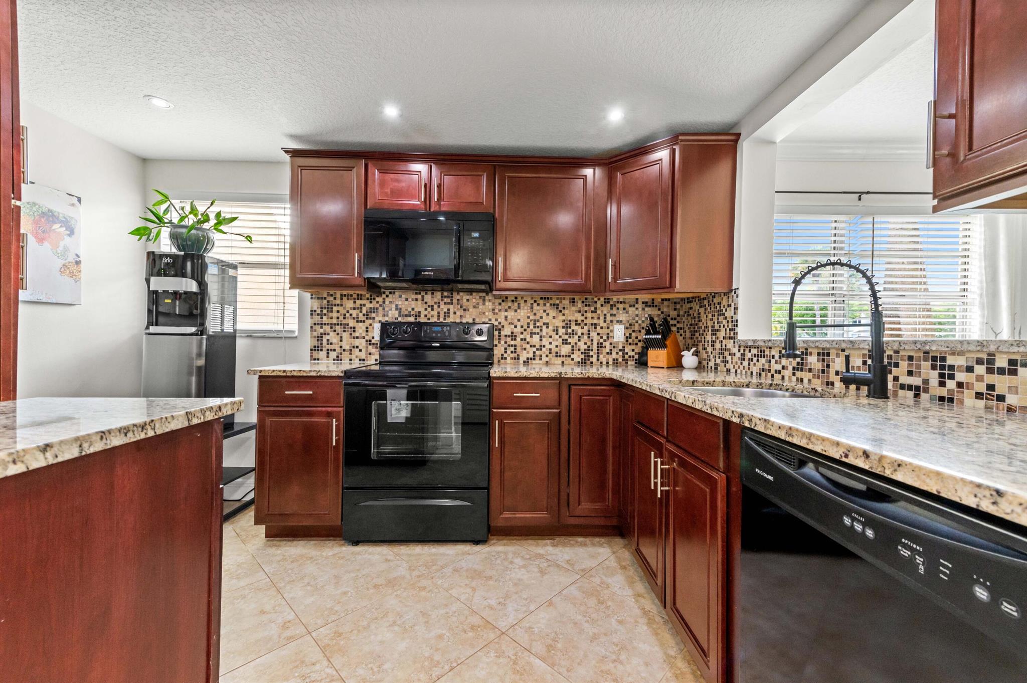 2905 SW 22nd Avenue 1080