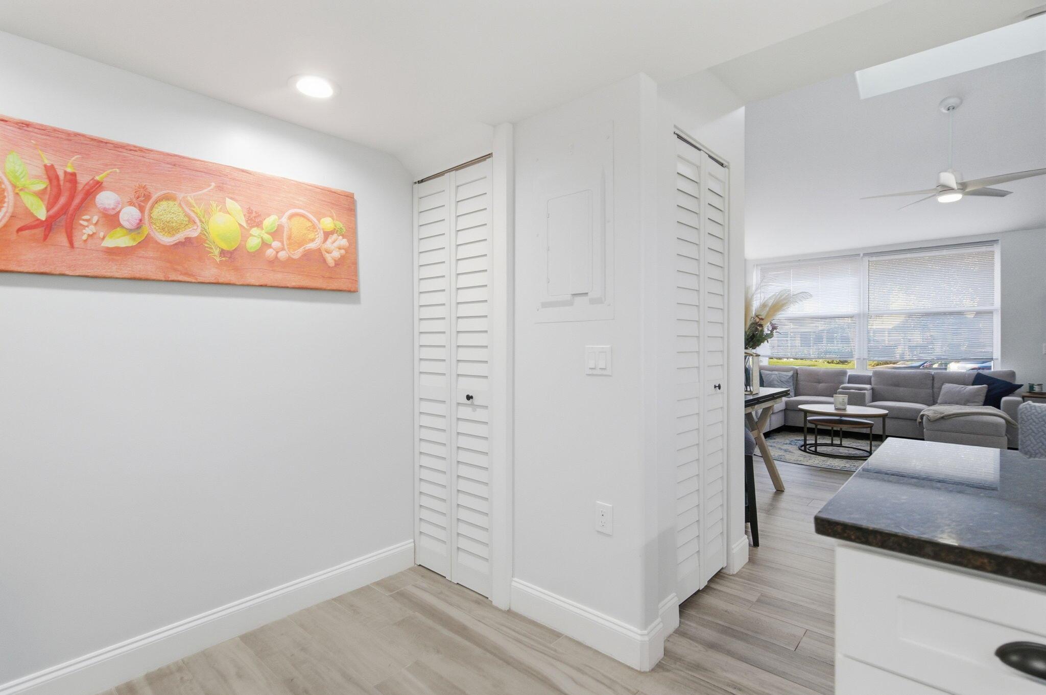 WELLESLEY AT SUNSET TRACE - Residential