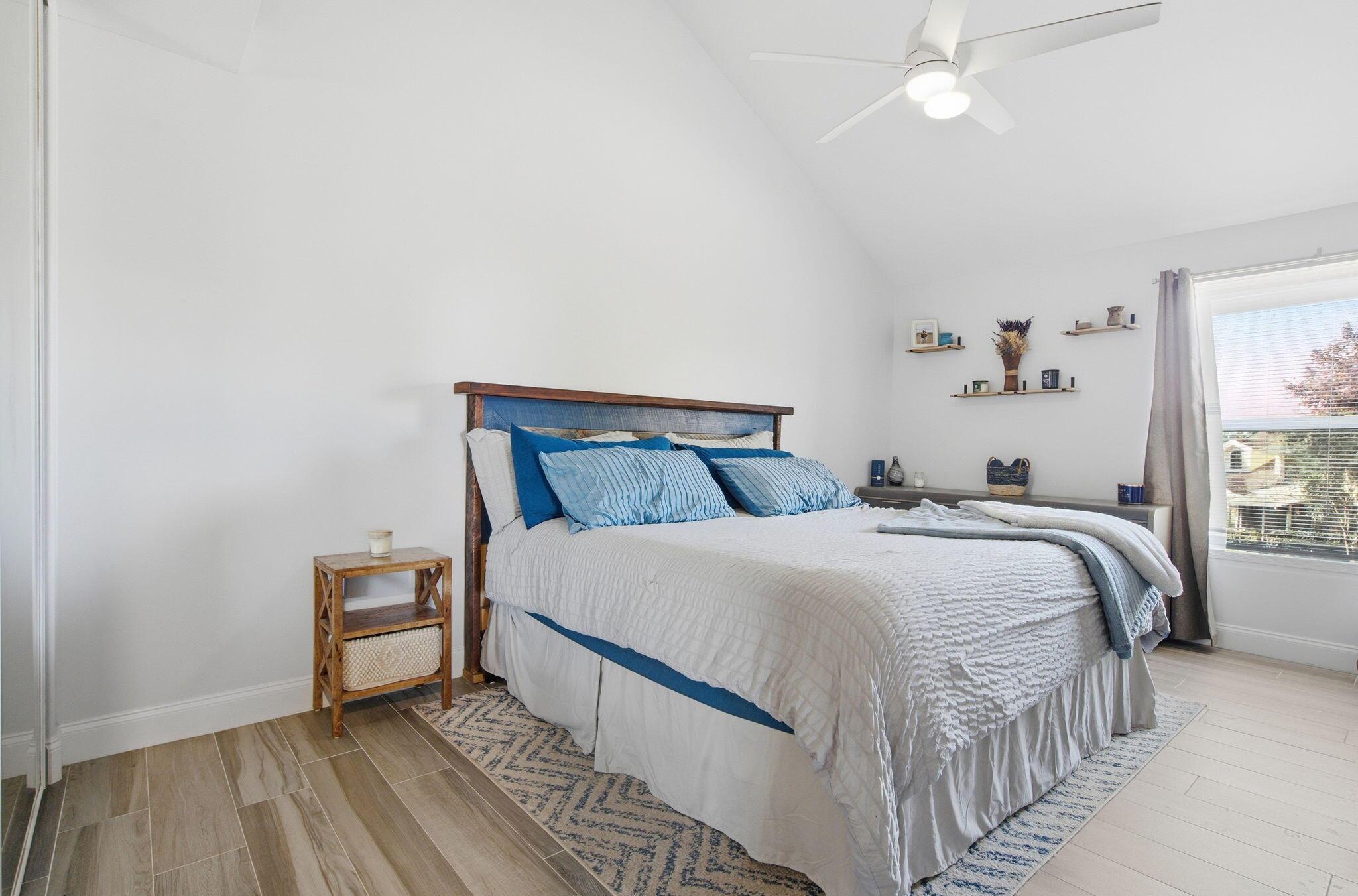 WELLESLEY AT SUNSET TRACE - Residential