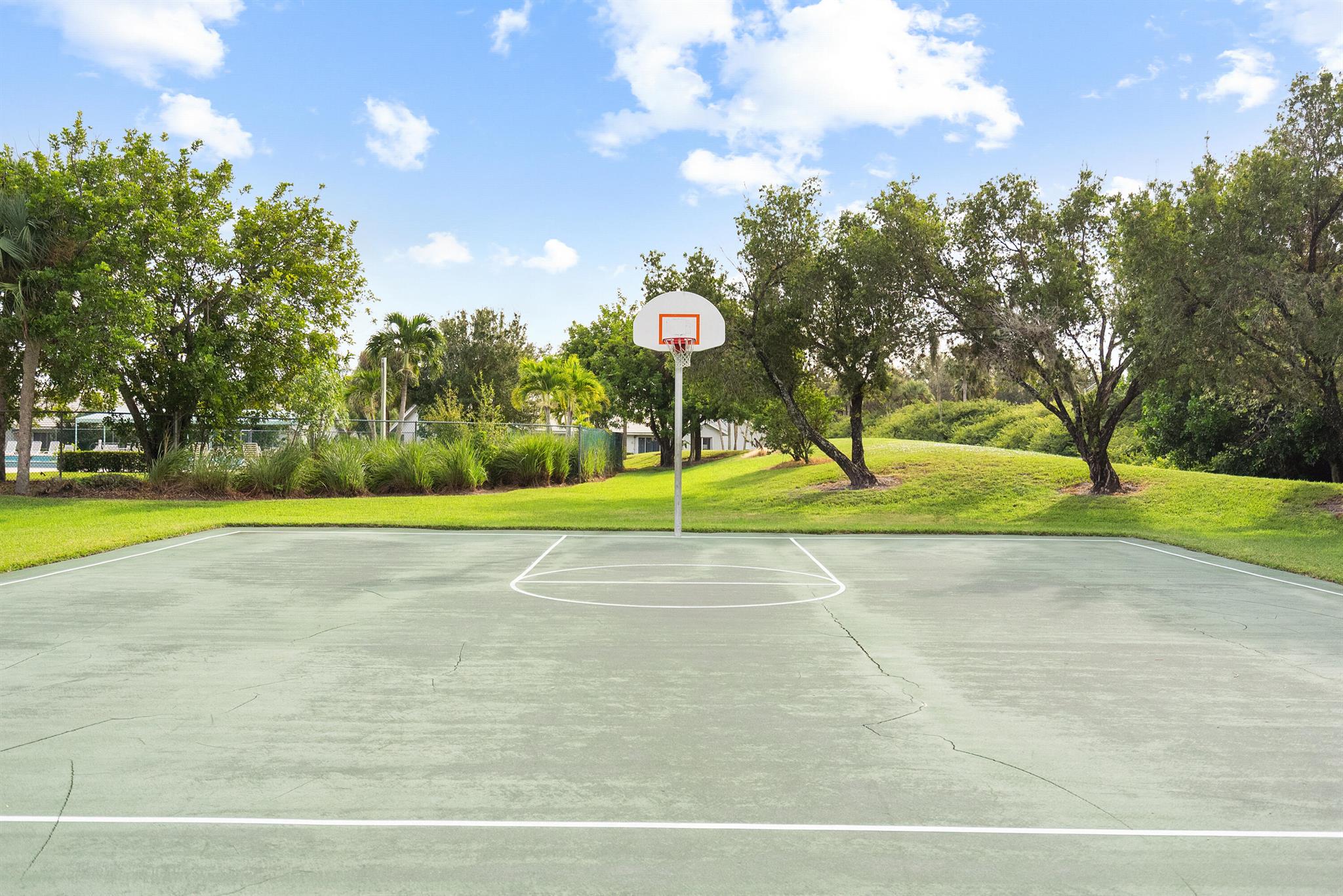 WELLESLEY AT SUNSET TRACE - Residential