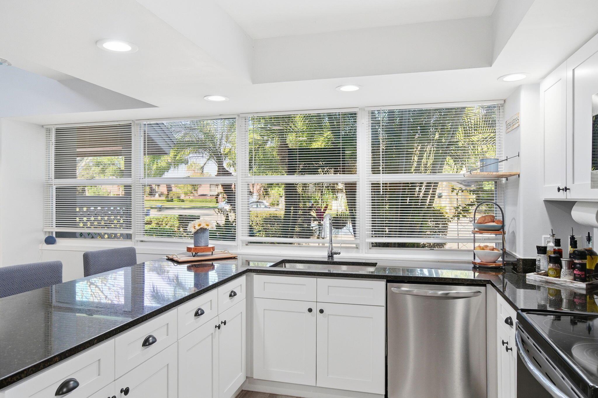 WELLESLEY AT SUNSET TRACE - Residential