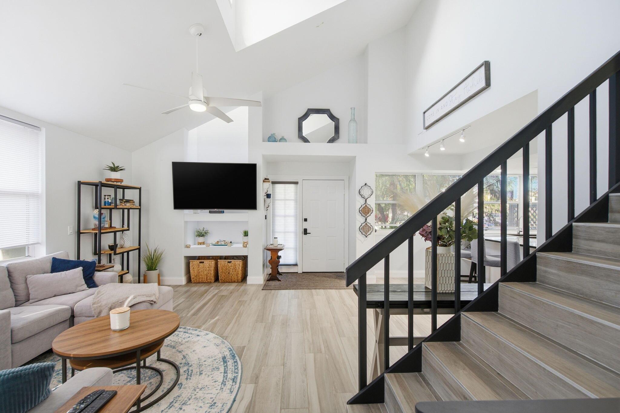 WELLESLEY AT SUNSET TRACE - Residential