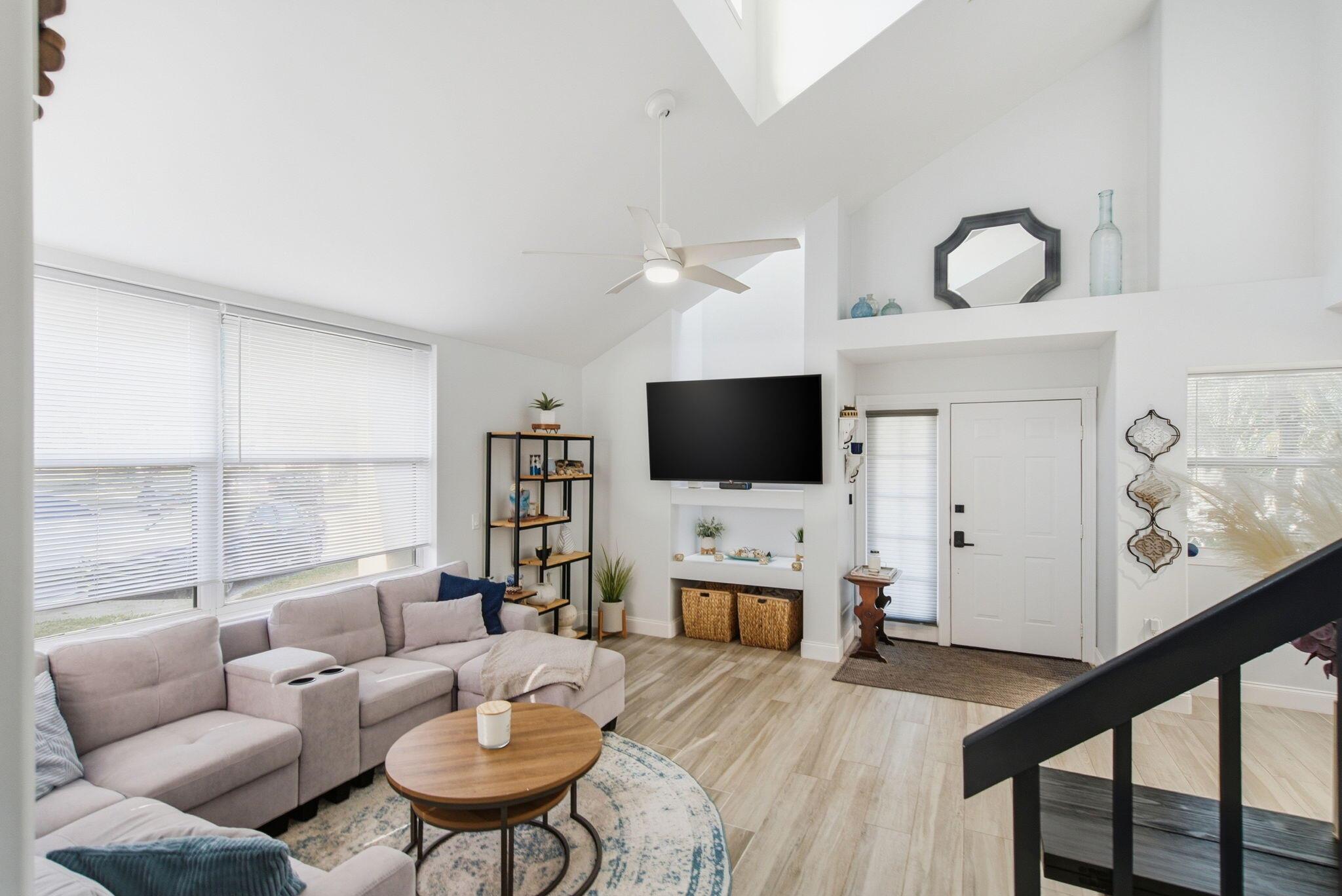 WELLESLEY AT SUNSET TRACE - Residential