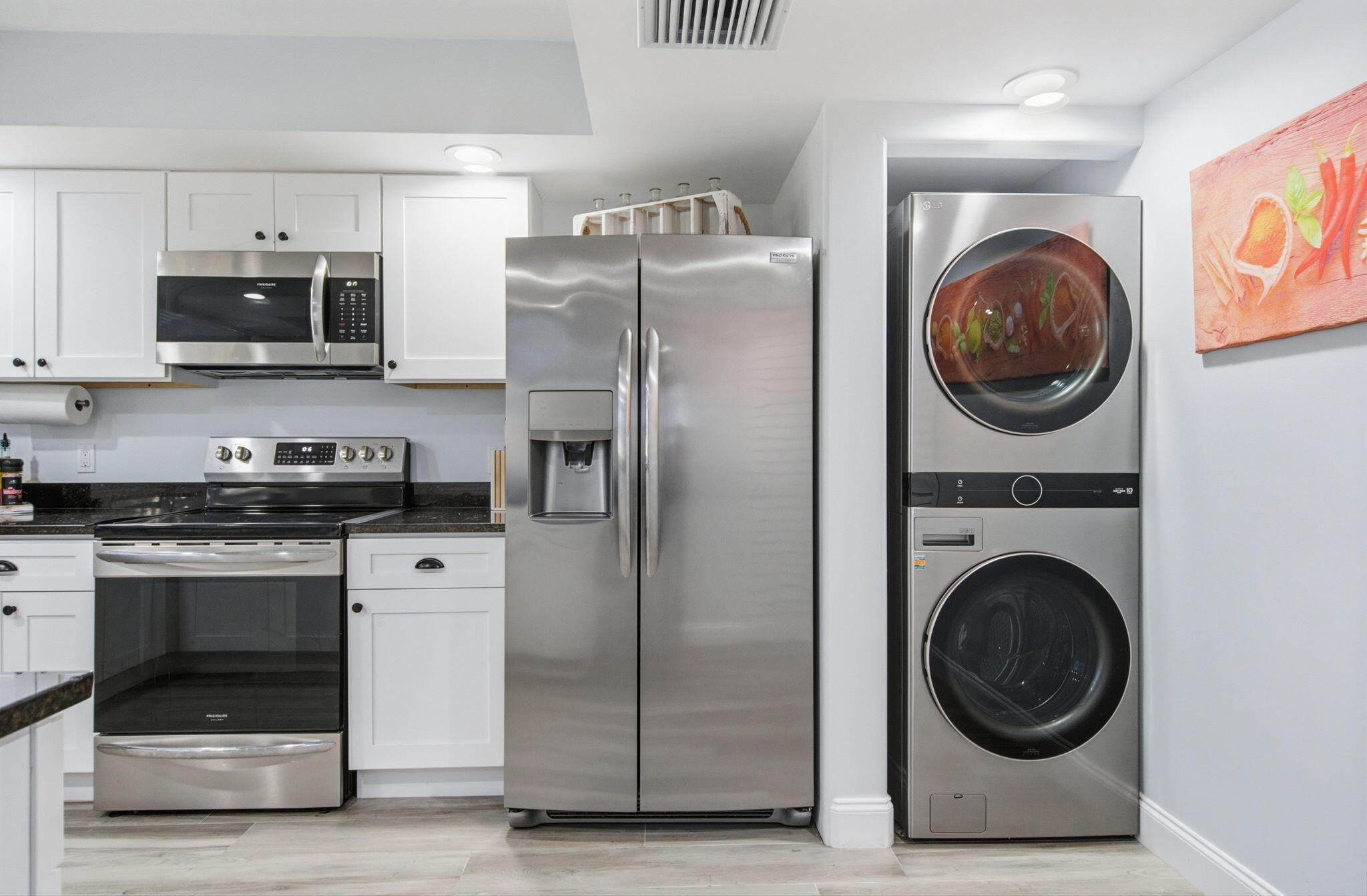 WELLESLEY AT SUNSET TRACE - Residential