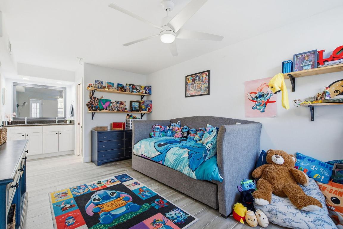 WELLESLEY AT SUNSET TRACE AT MARTIN DOWNS (AKA MAR - Residential