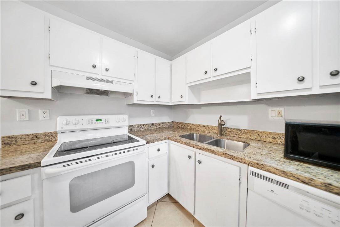 503 Gardens Drive 202