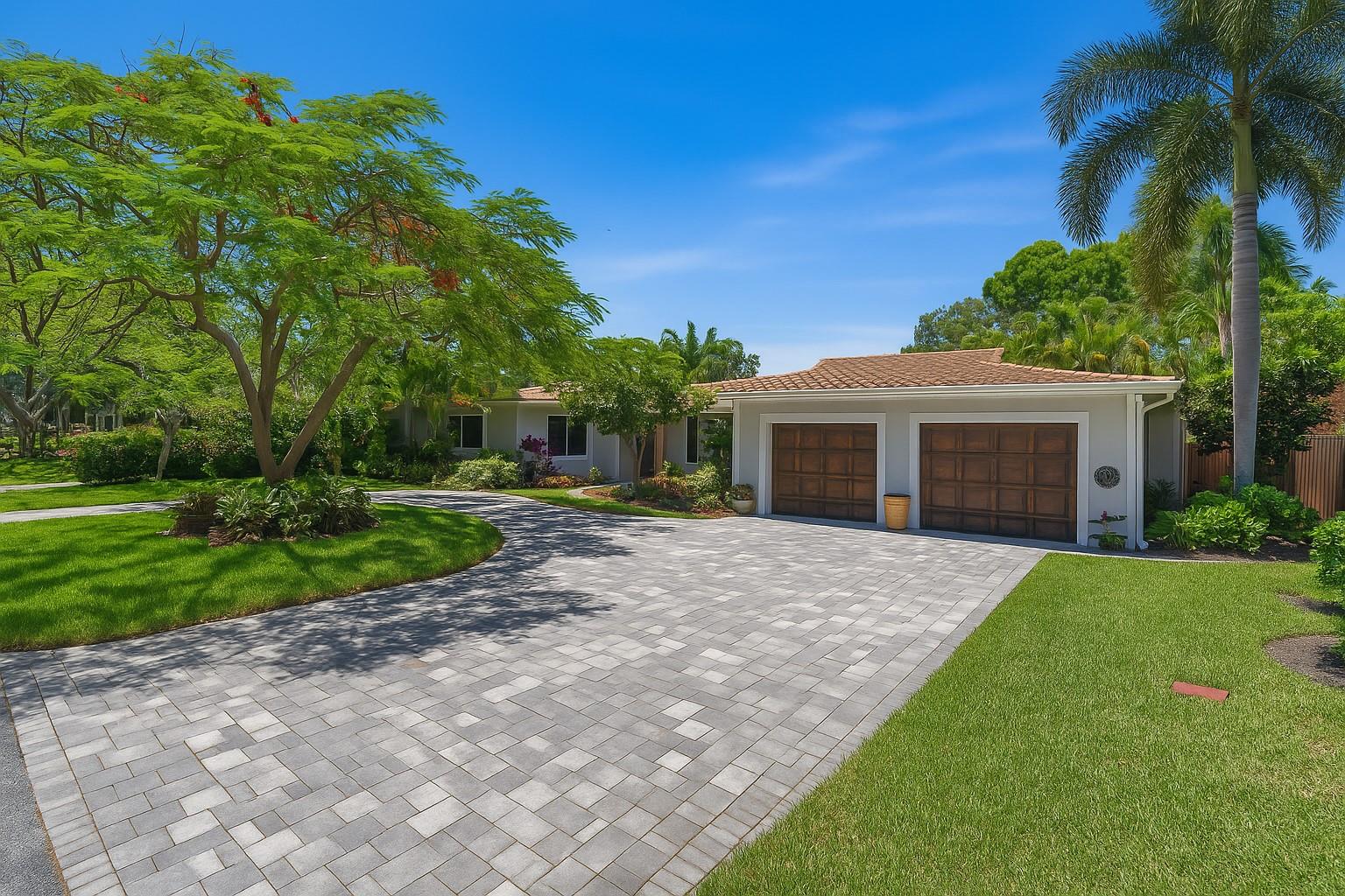 624 NW 22nd St