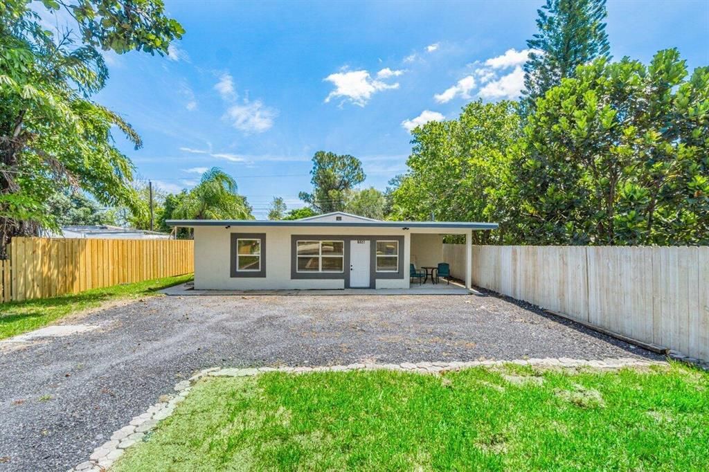 Photo of 5327 SE Driftwood Avenue, Stuart, FL 34997 (MLS # R10887094)