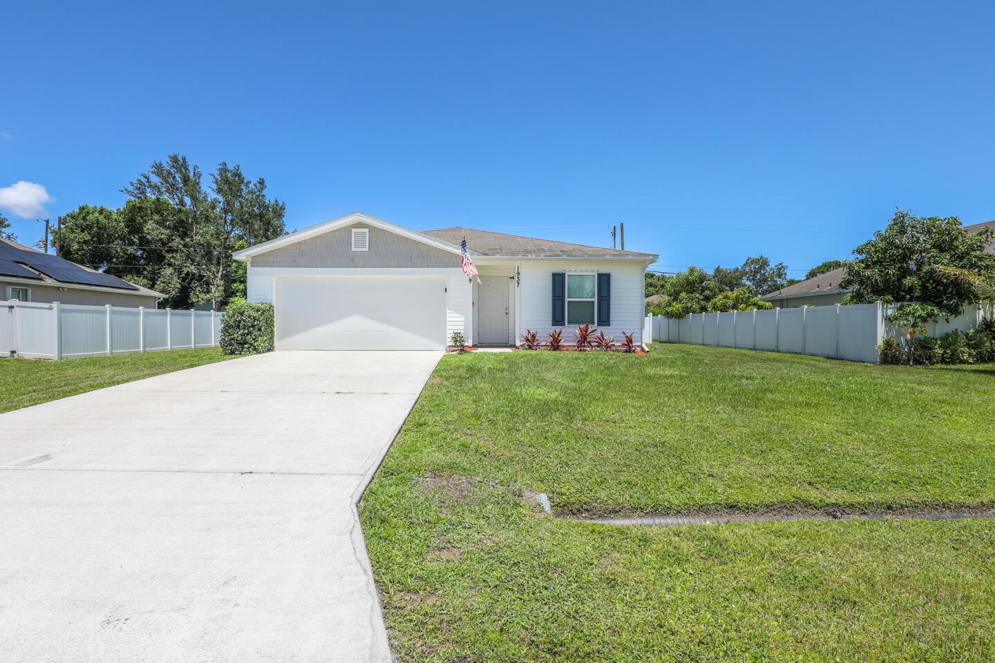 1937 SW Aguero Street, Port St Lucie, FL, 34953/$390,000 3 1937 SW Aguero Street