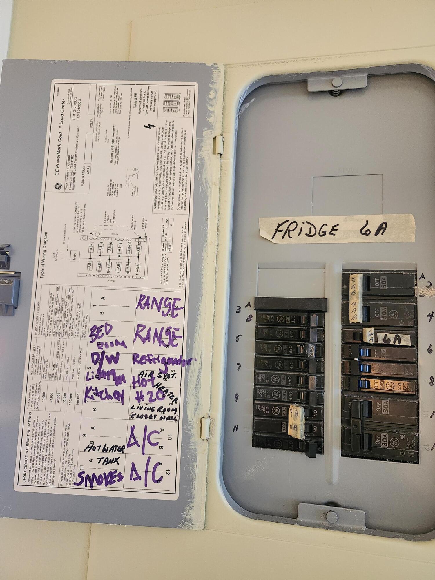 VILLAGE ROYALE ON THE GREEN CONDO / GREENHAVEN - Residential