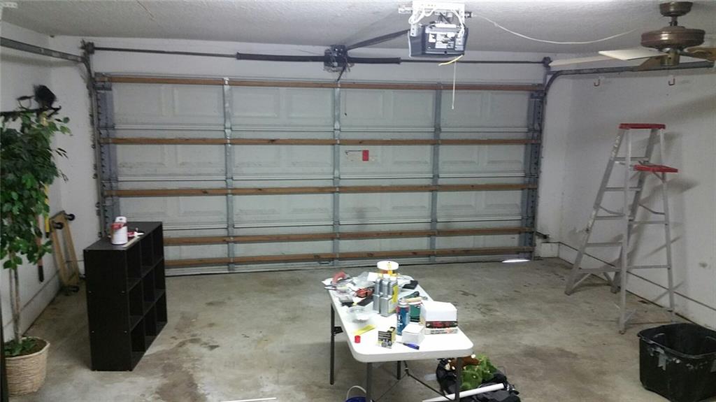 Acreage & Unrec - Residential Lease