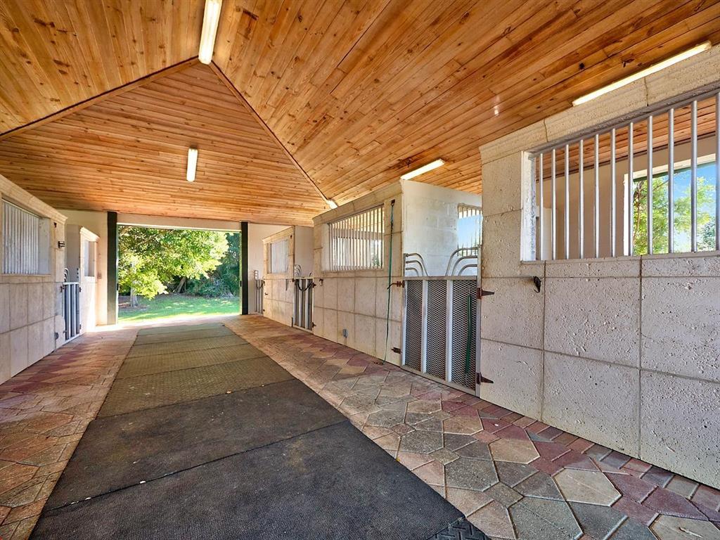 SADDLE TRAIL PARK OF WELLINGTON - Residential