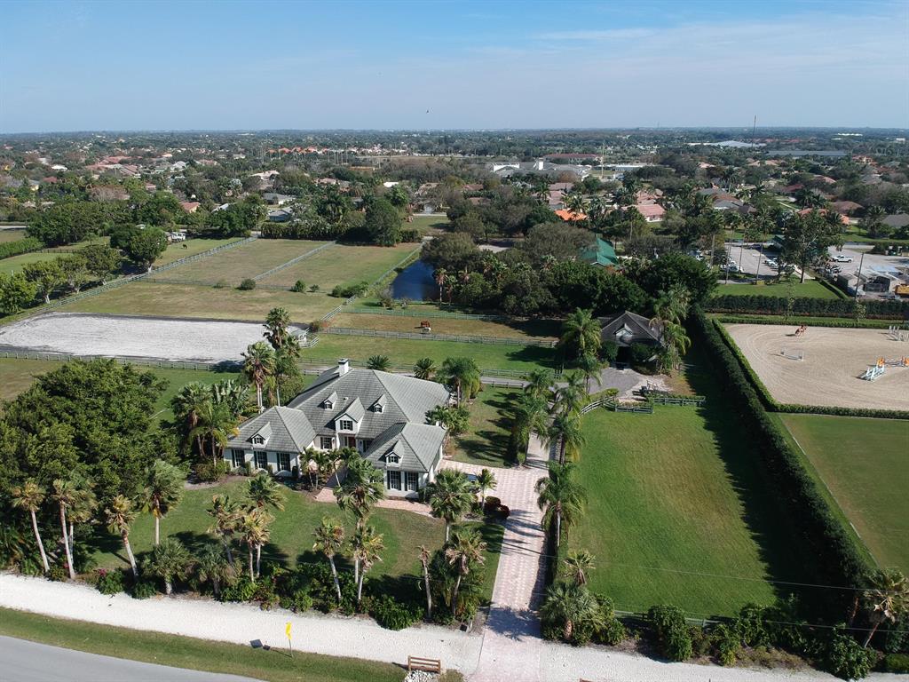 SADDLE TRAIL PARK OF WELLINGTON - Residential