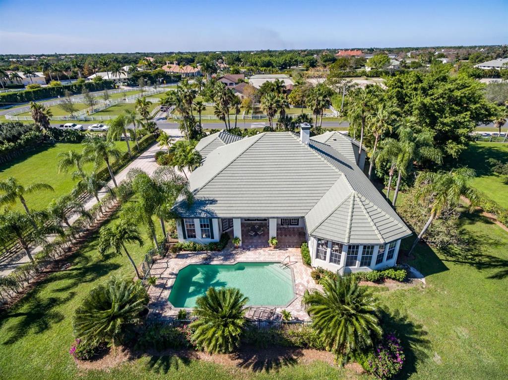 SADDLE TRAIL PARK OF WELLINGTON - Residential