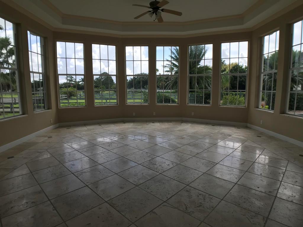 SADDLE TRAIL PARK OF WELLINGTON - Residential