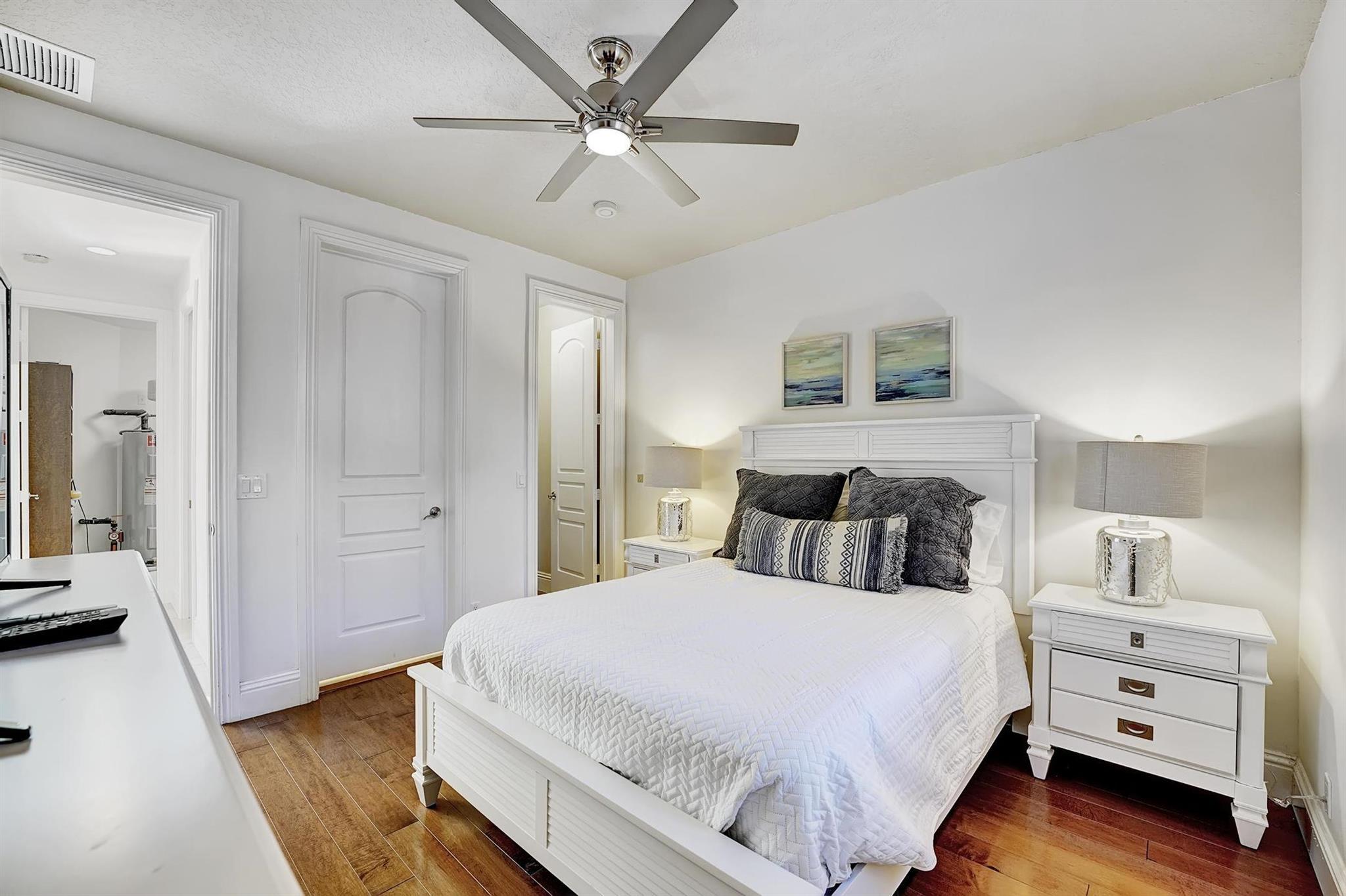 BOYNTON BEACH PARK - Residential Lease