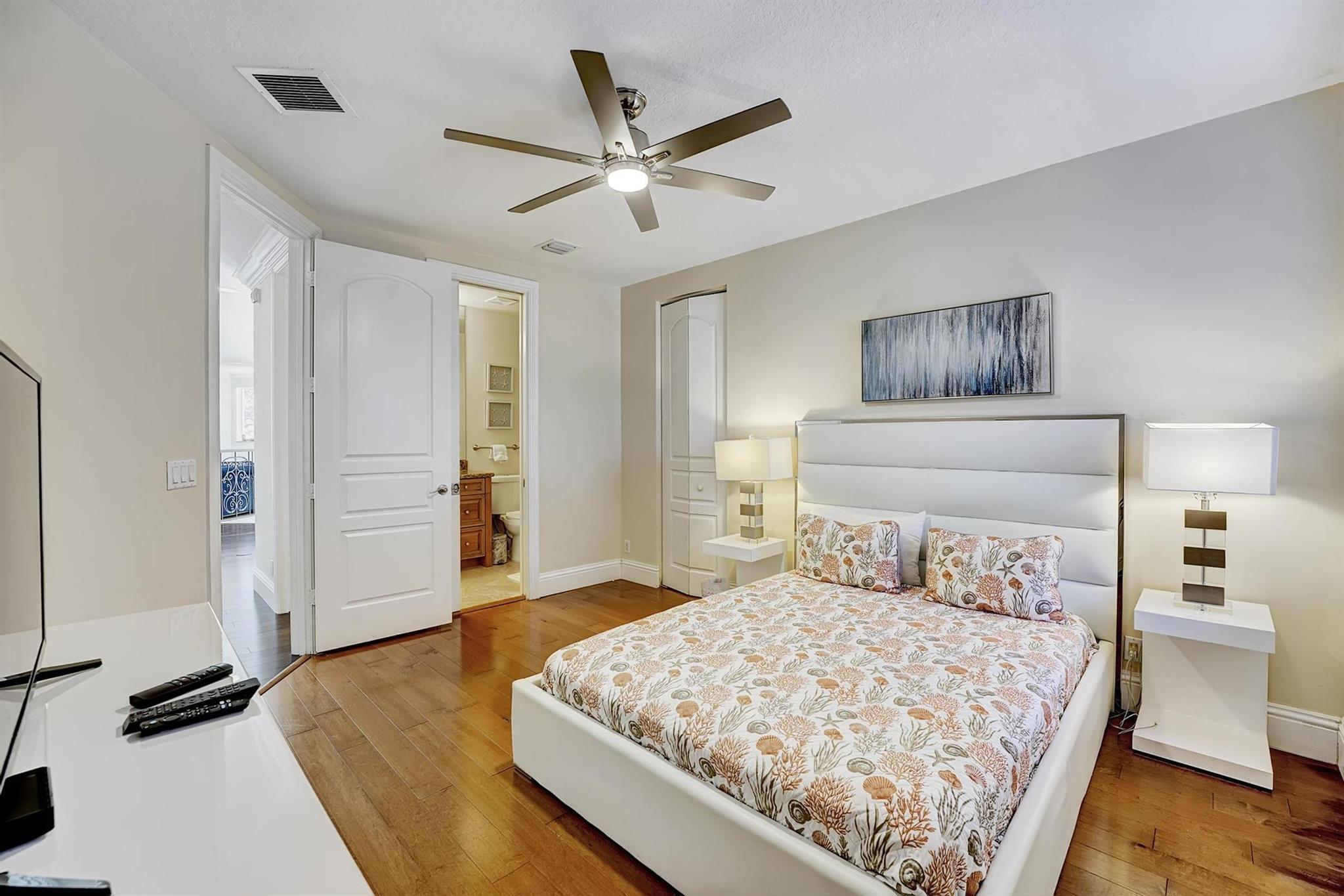 BOYNTON BEACH PARK - Residential Lease