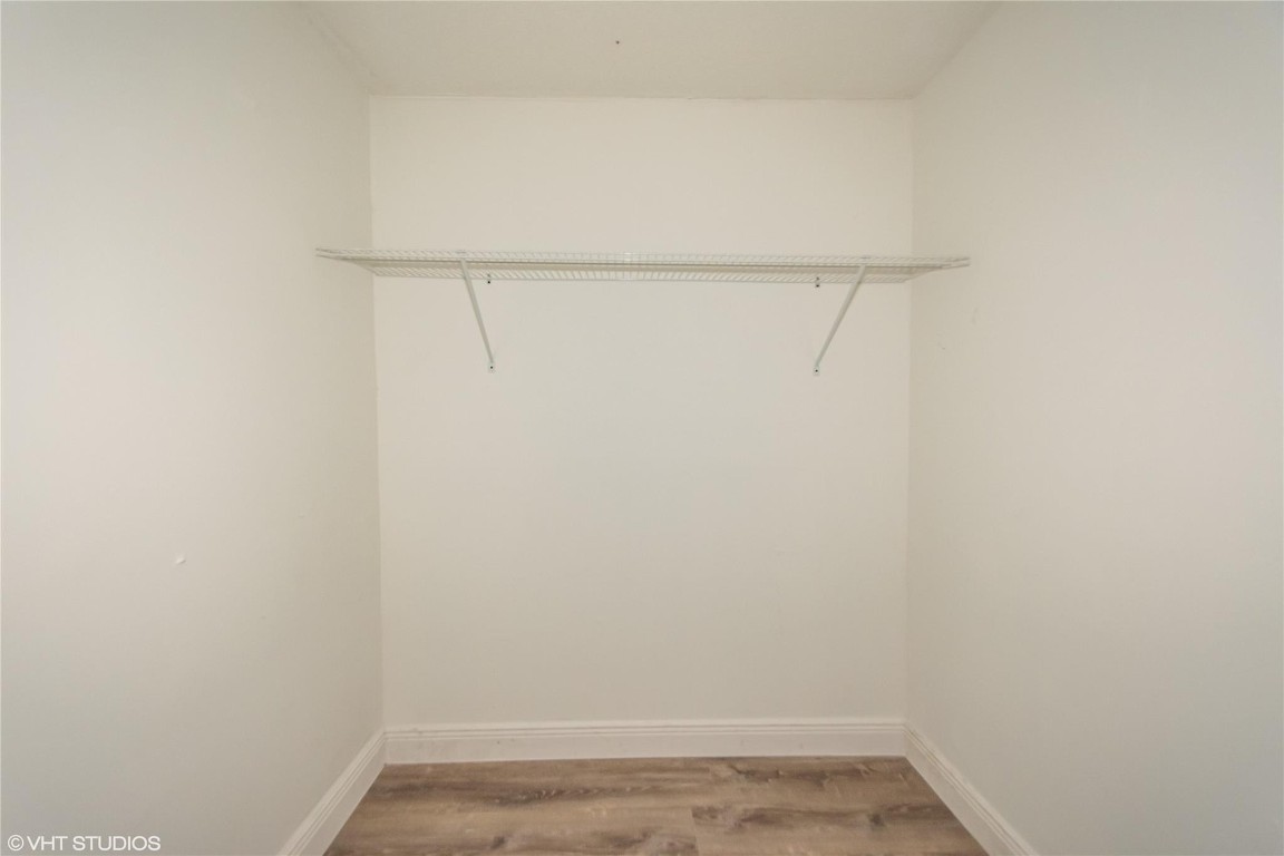 VICTORIA VILLAGE - Residential